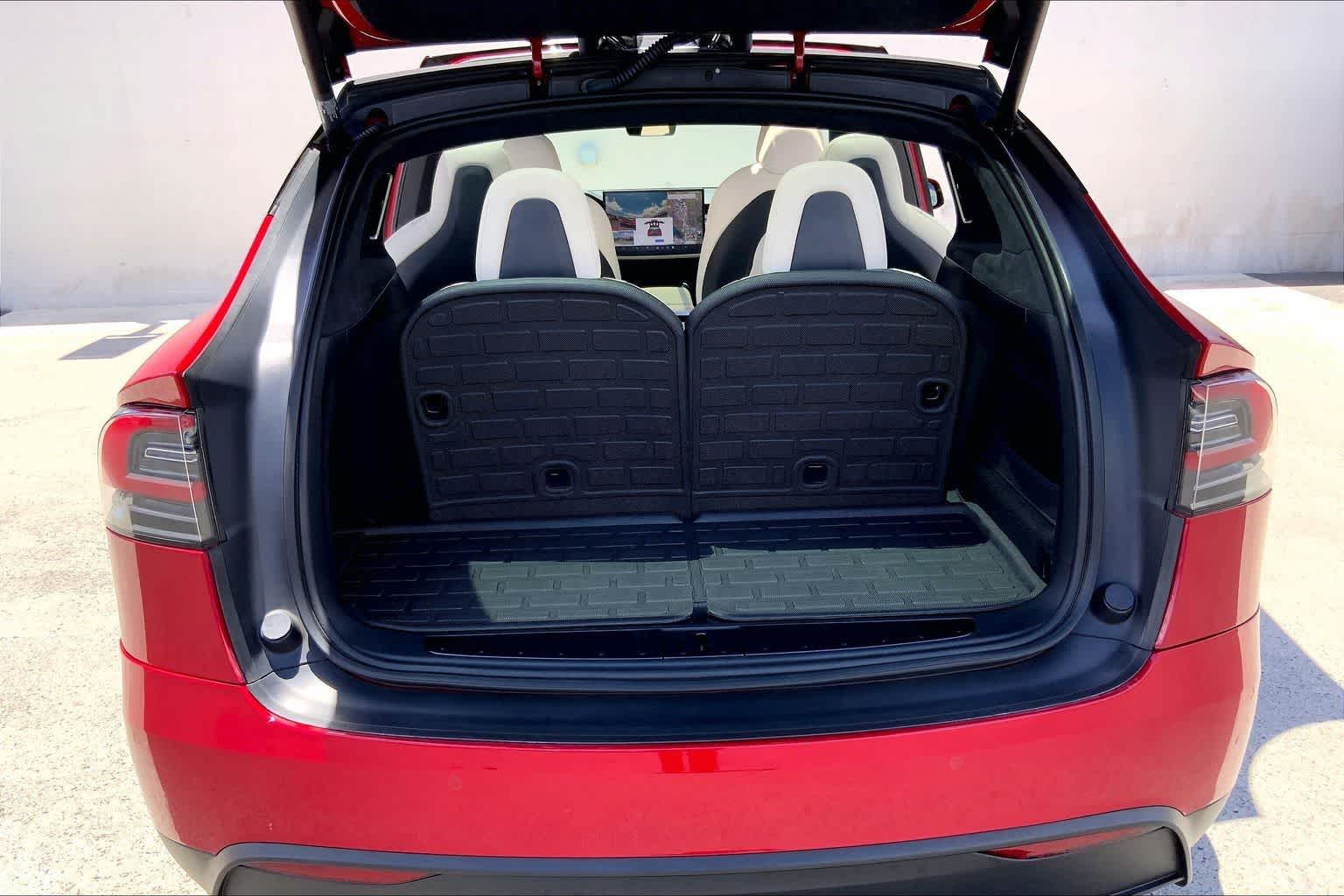 Thumbnail: 2022 Tesla Model X - 19