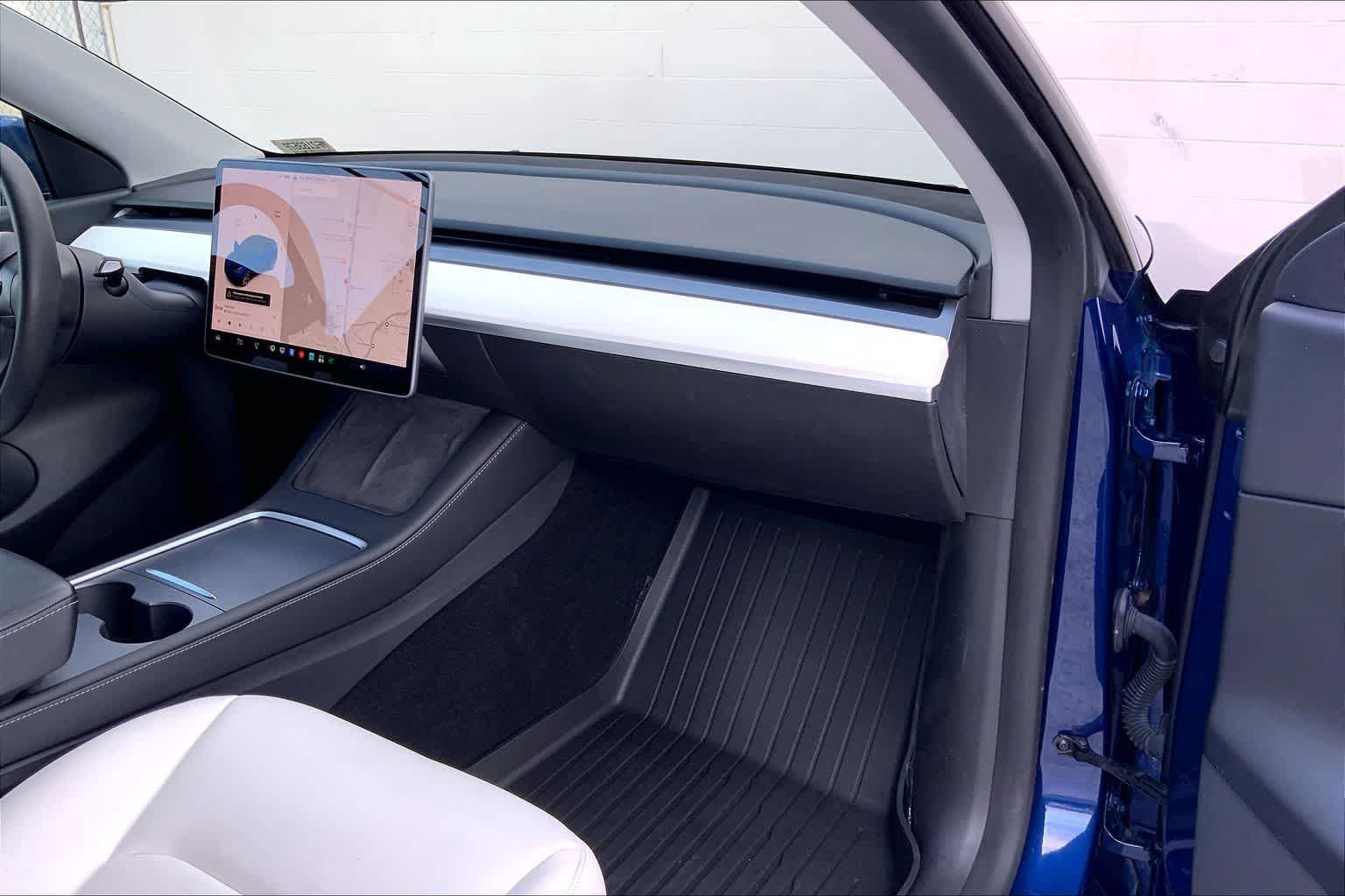 Thumbnail: 2021 Tesla Model Y - 23