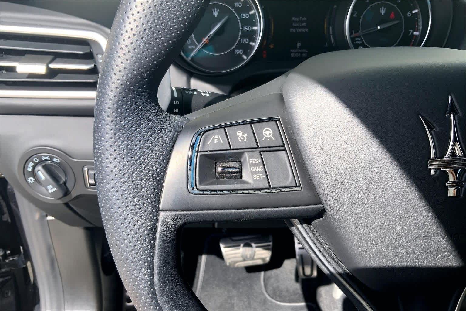 Thumbnail: 2023 Maserati Ghibli - 25