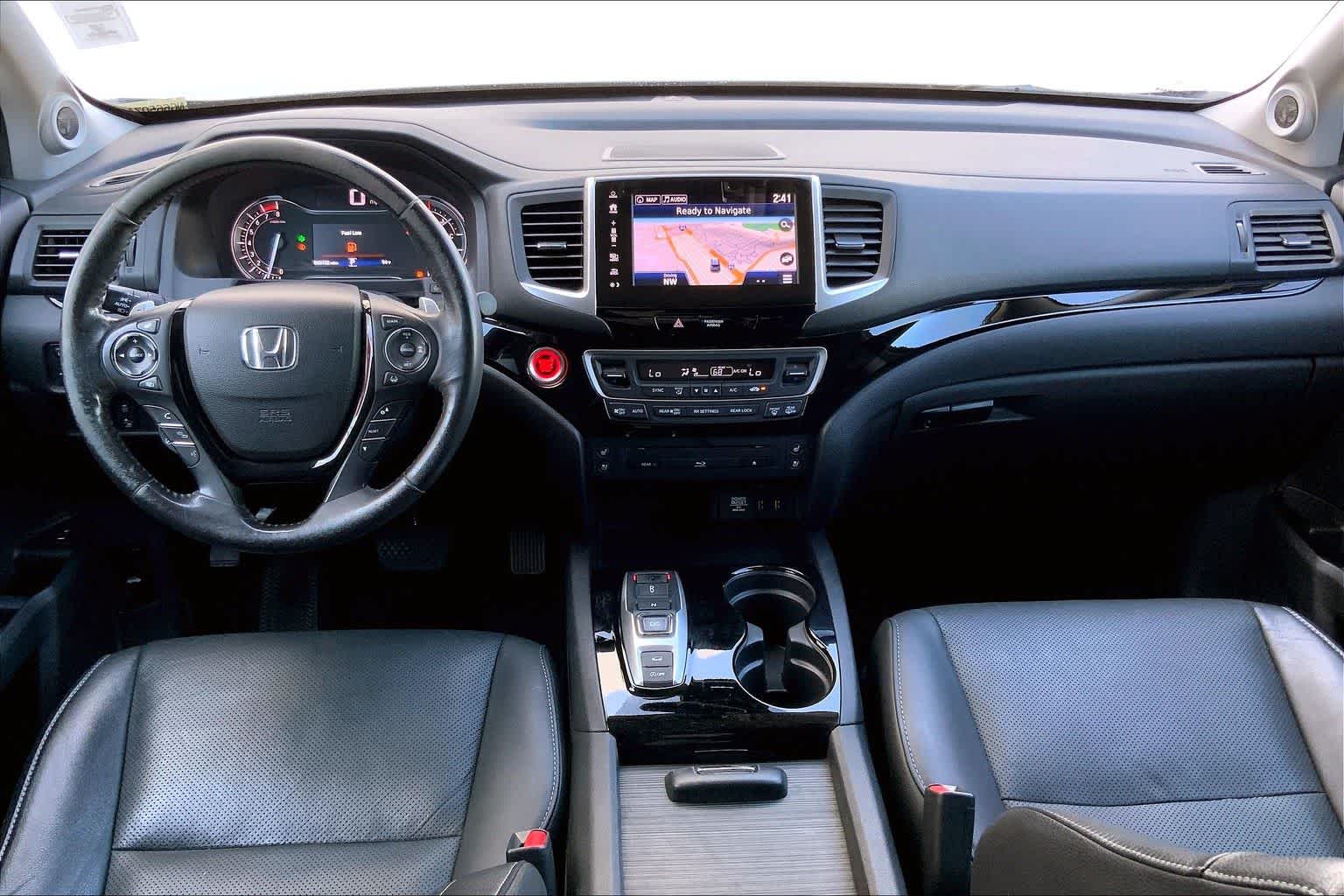 Thumbnail: 2018 Honda Pilot - 10