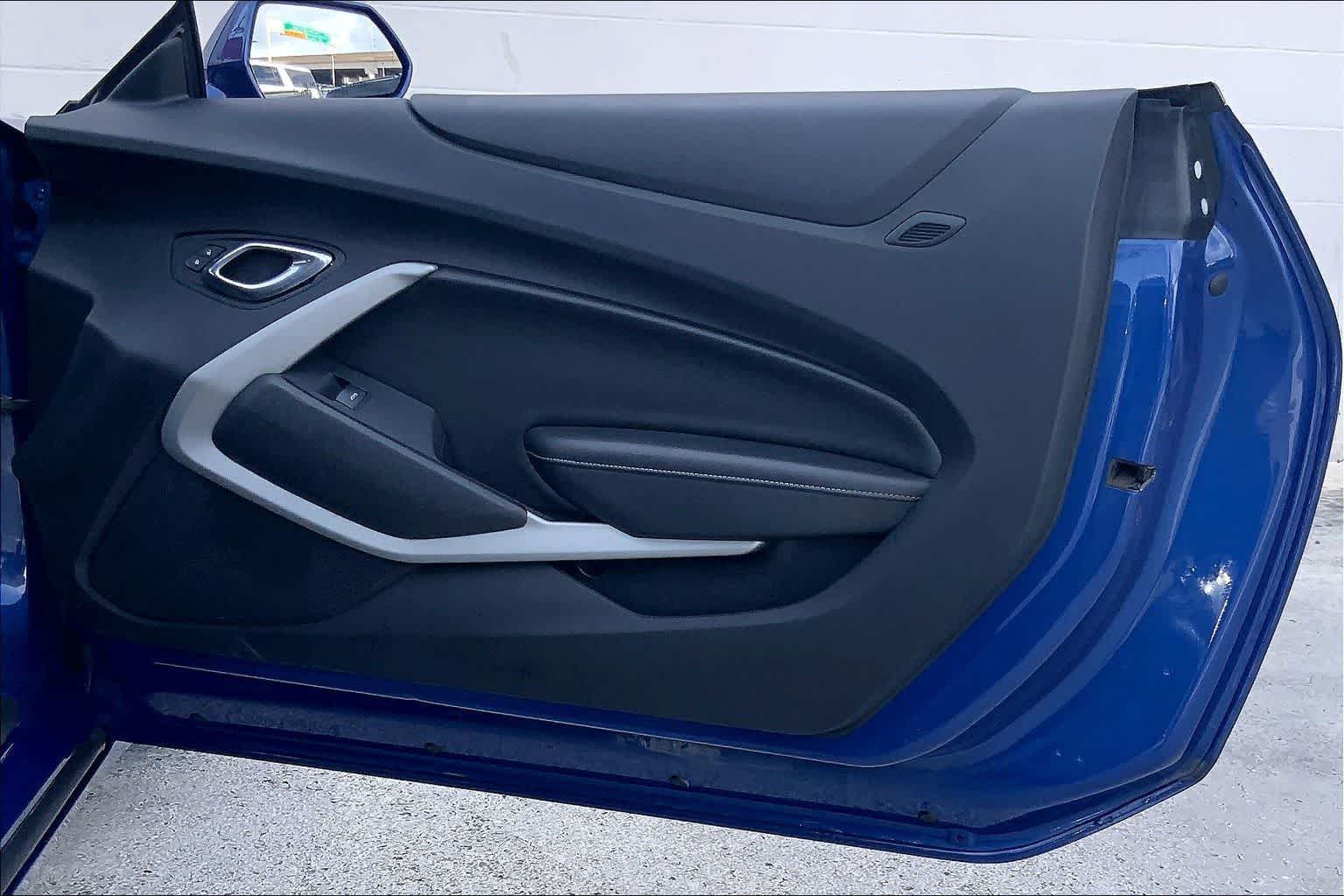 Thumbnail: 2019 Chevrolet Camaro - 27