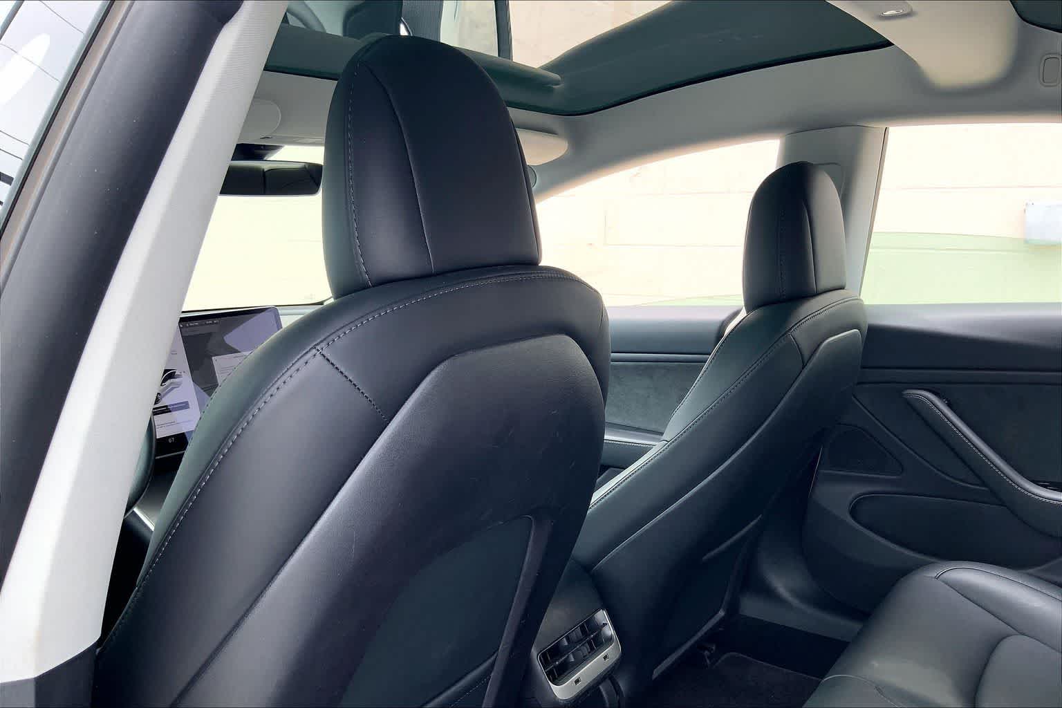 Thumbnail: 2019 Tesla Model 3 - 13