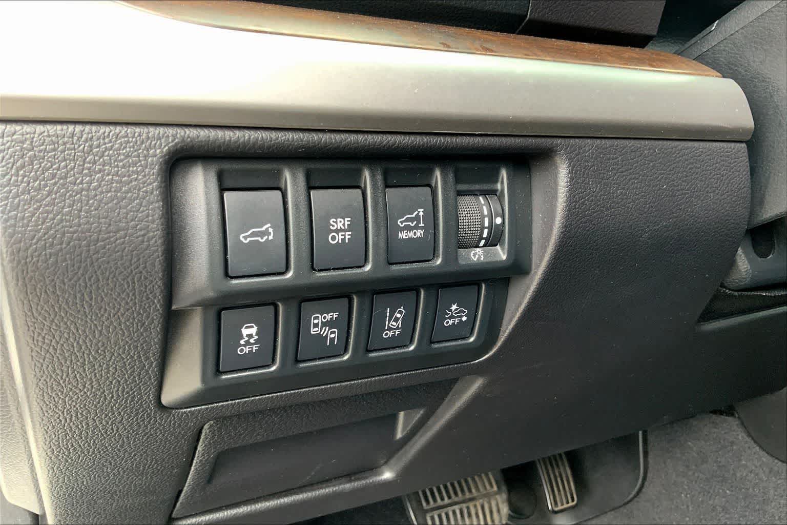 Thumbnail: 2016 Subaru Outback - 34