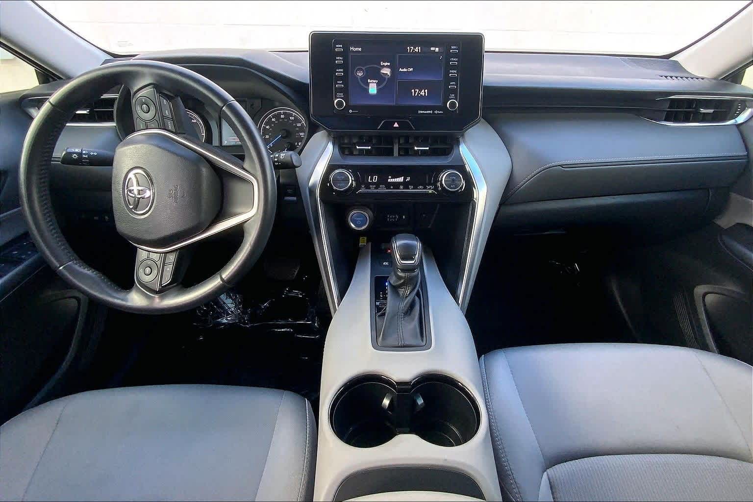 Thumbnail: 2022 Toyota Venza - 8