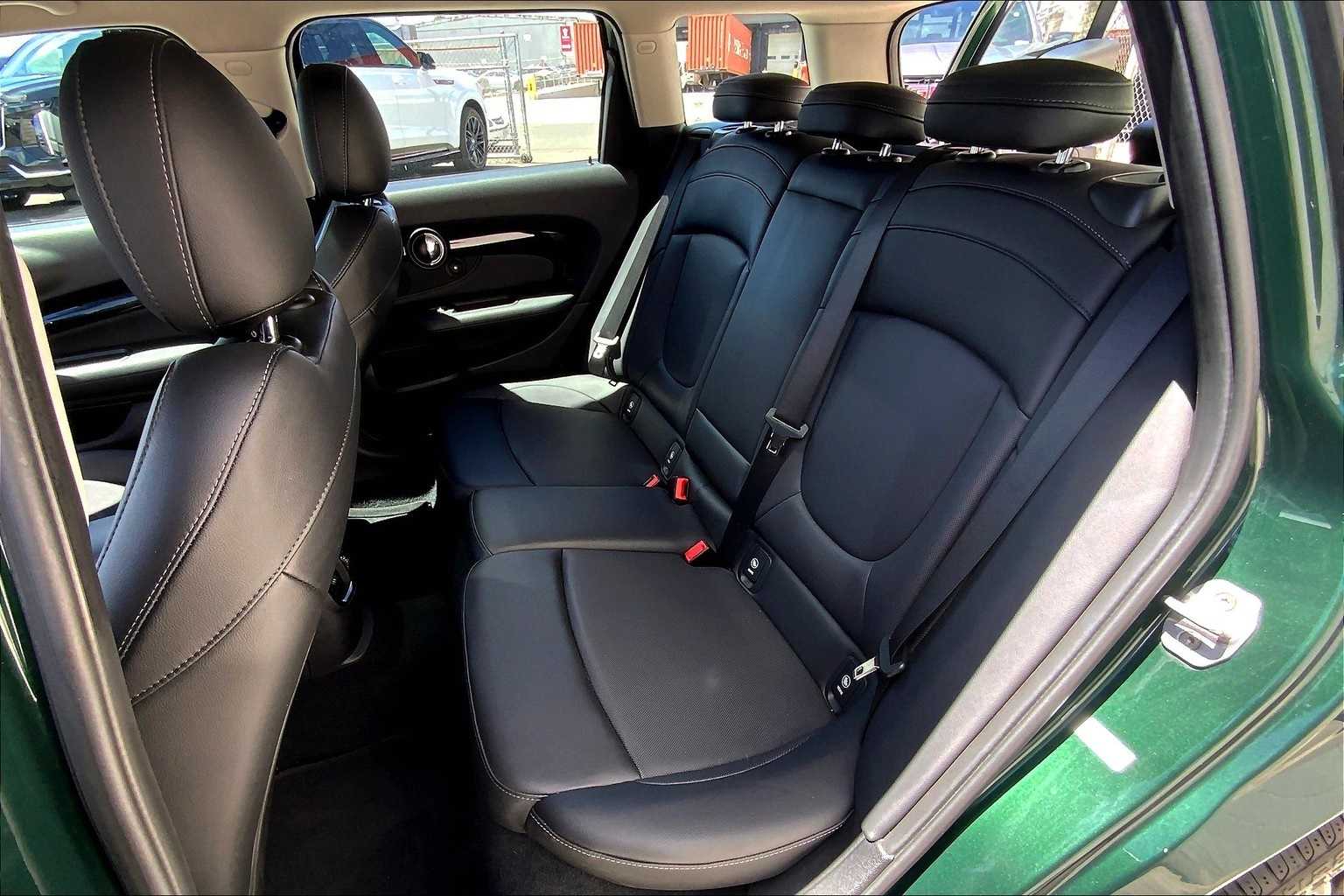 Thumbnail: 2019 MINI Cooper Clubman - 30