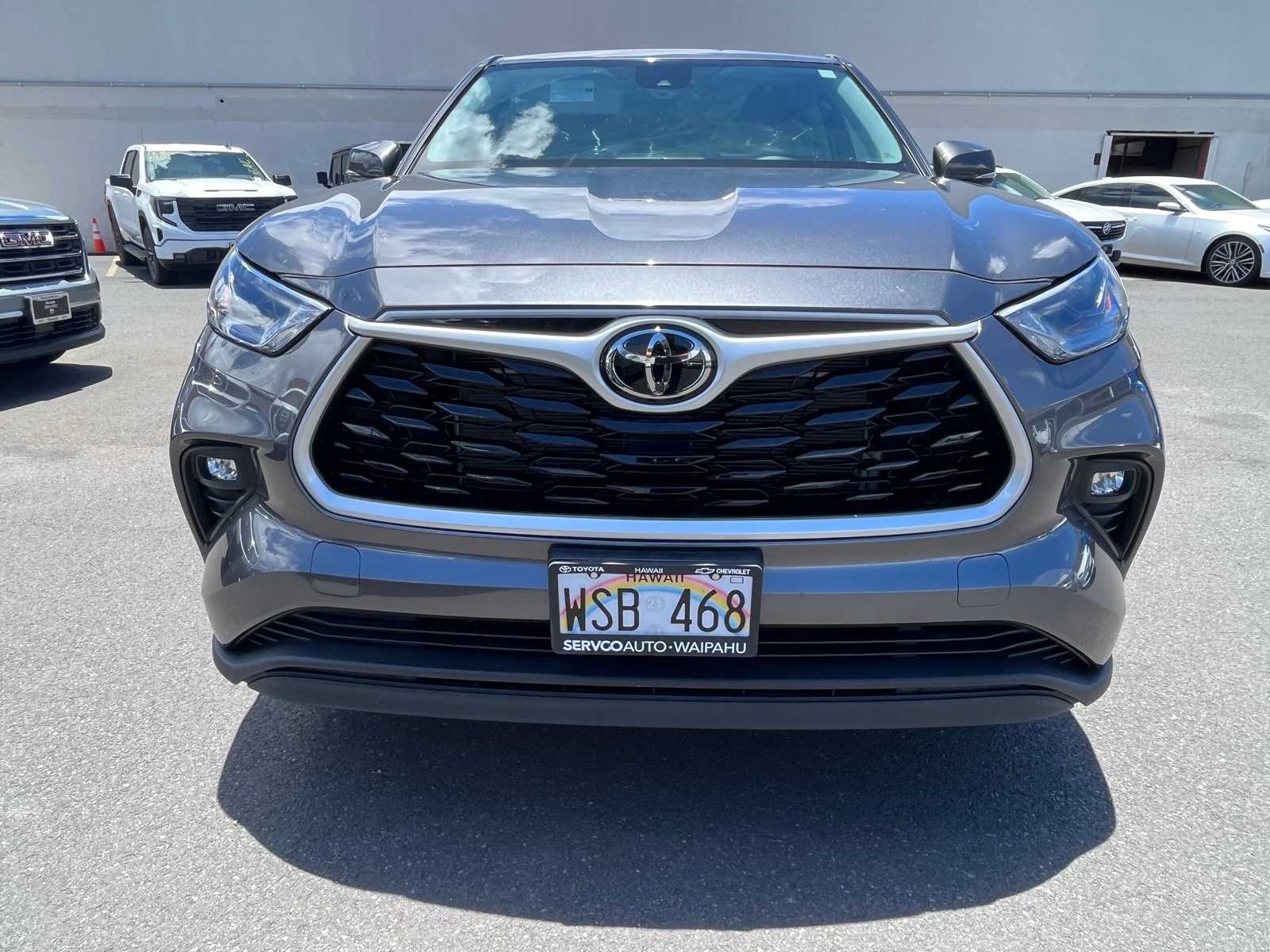 Thumbnail: 2023 Toyota Highlander - 2