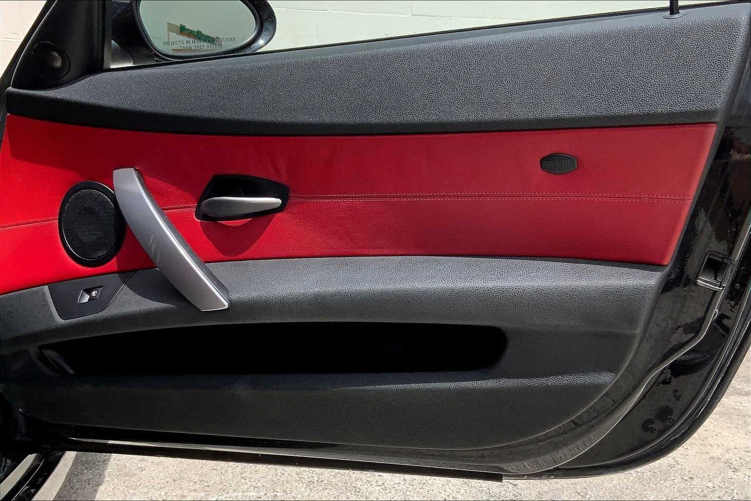 Thumbnail: 2006 BMW Z4 - 28