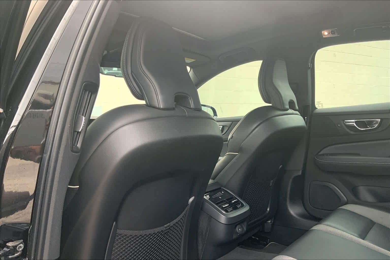 Thumbnail: 2021 Volvo S60 - 13