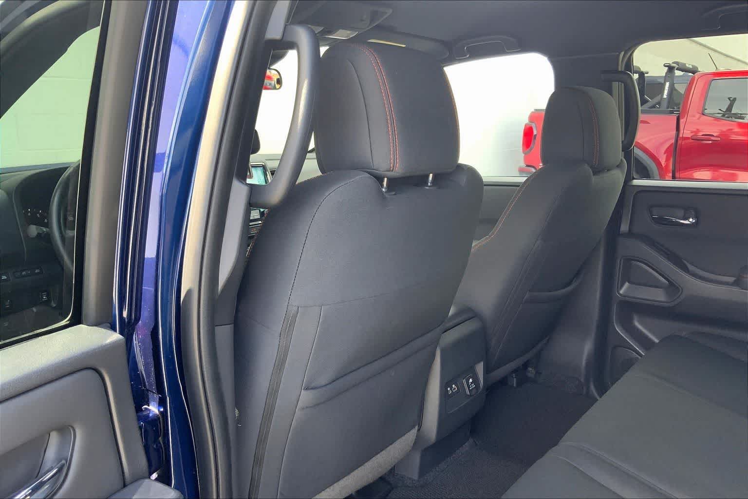 Thumbnail: 2022 Nissan Frontier - 12