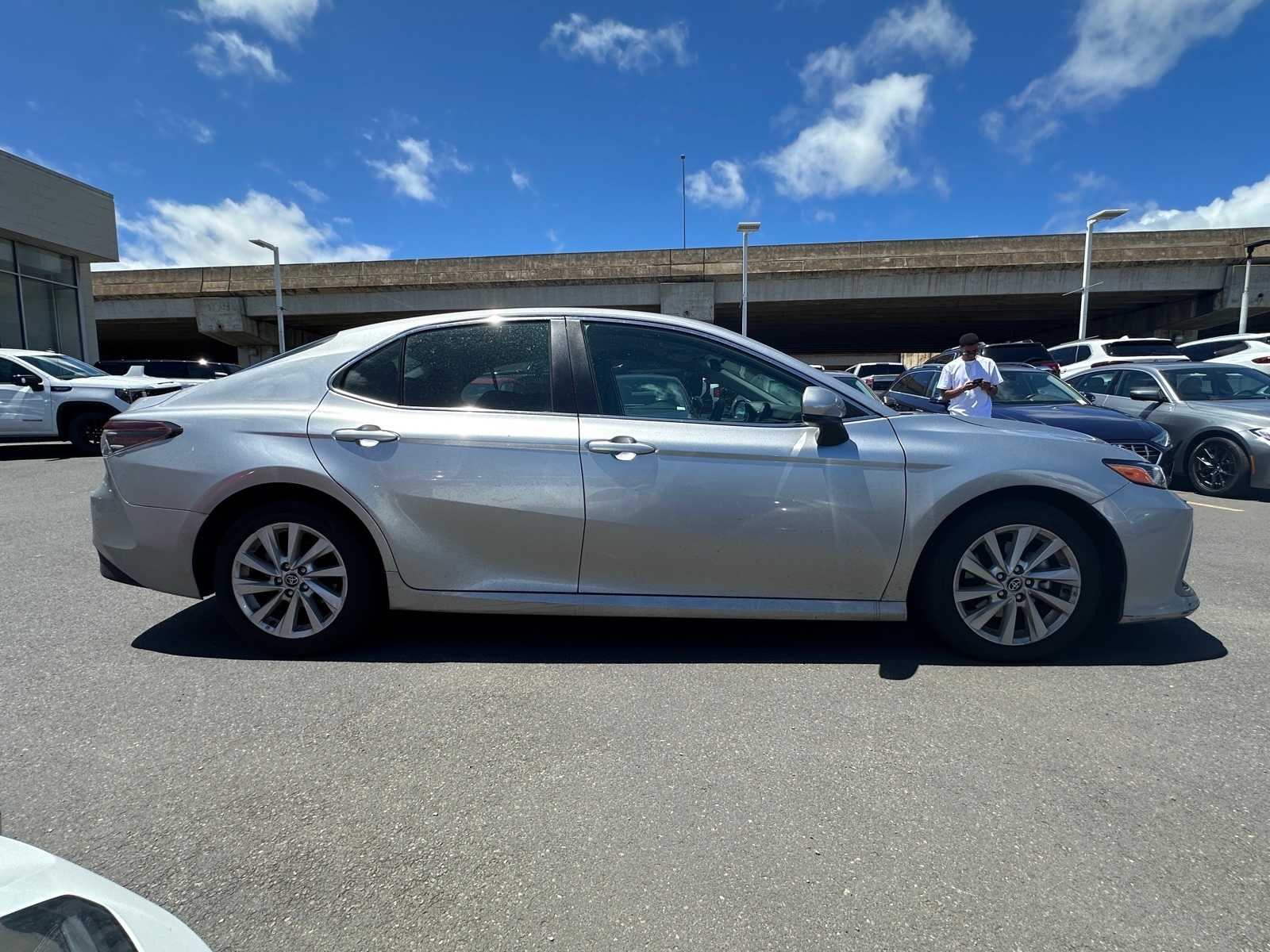 Thumbnail: 2023 Toyota Camry - 8