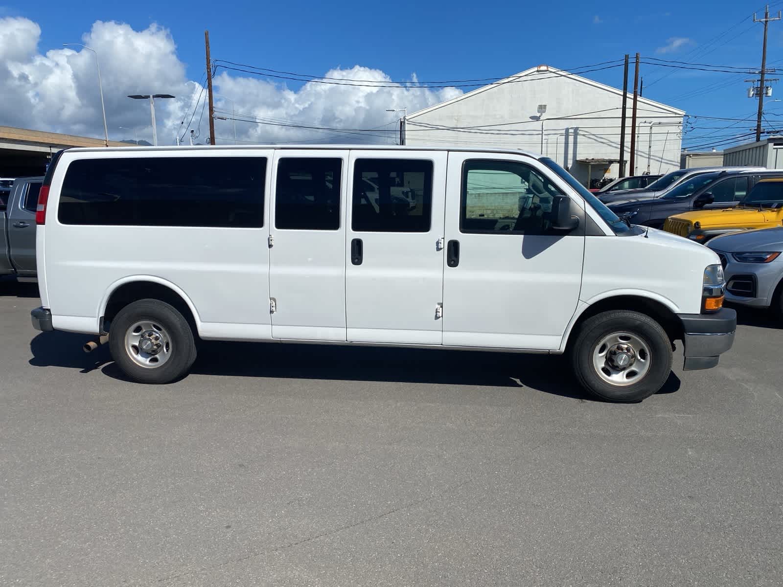 Thumbnail: 2020 Chevrolet Express - 4