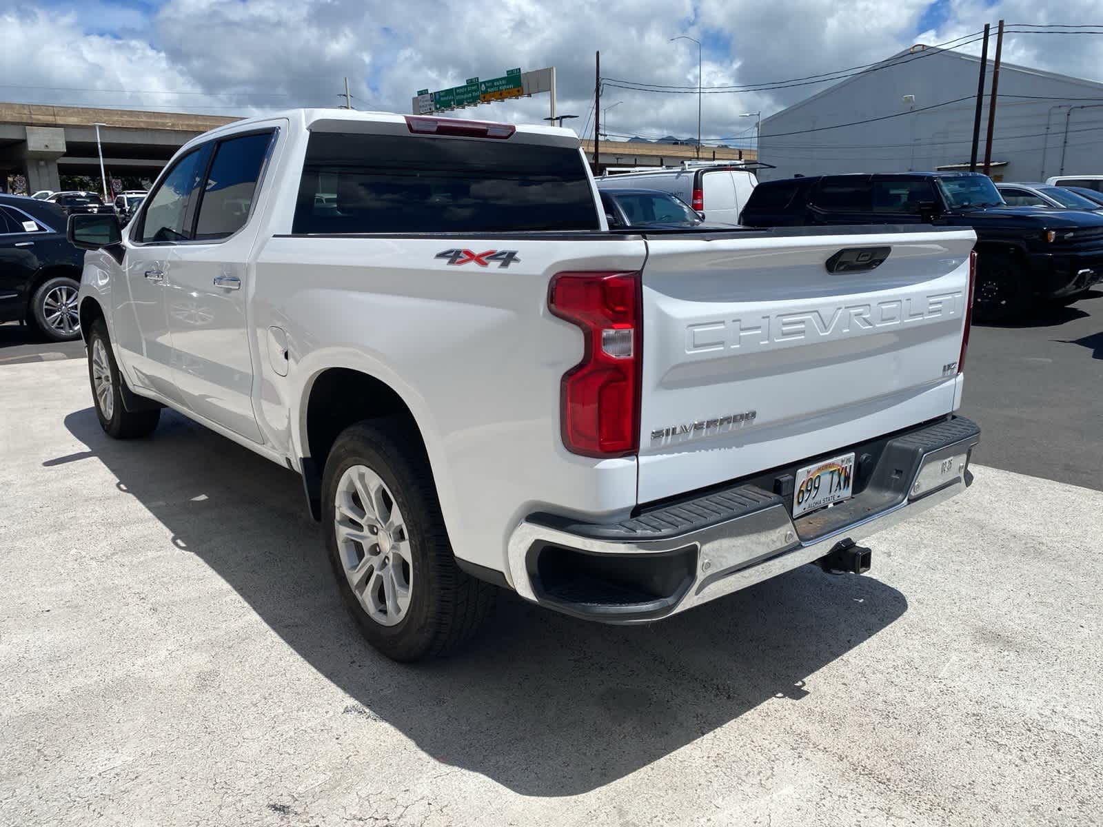 Thumbnail: 2023 Chevrolet Silverado 1500 - 7
