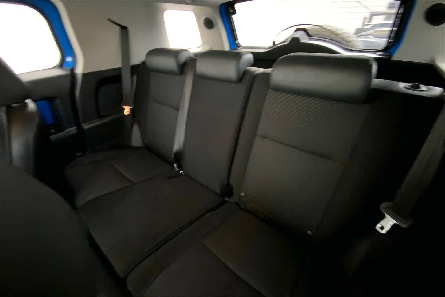 Thumbnail: 2007 Toyota FJ Cruiser - 27