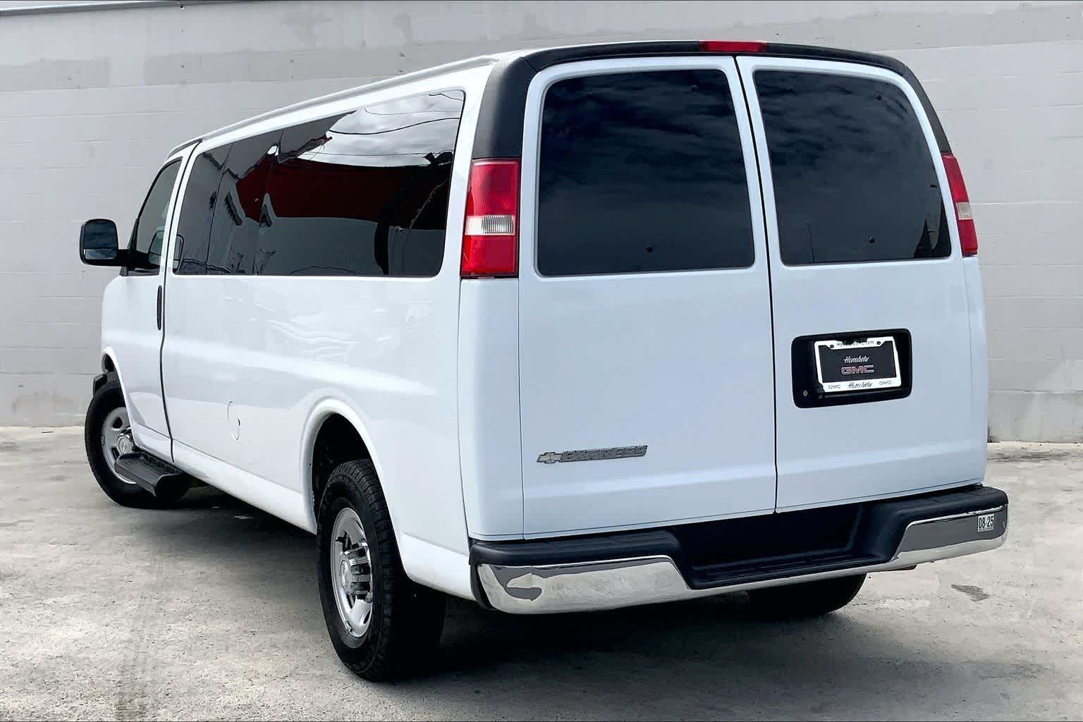Thumbnail: 2019 Chevrolet Express - 5