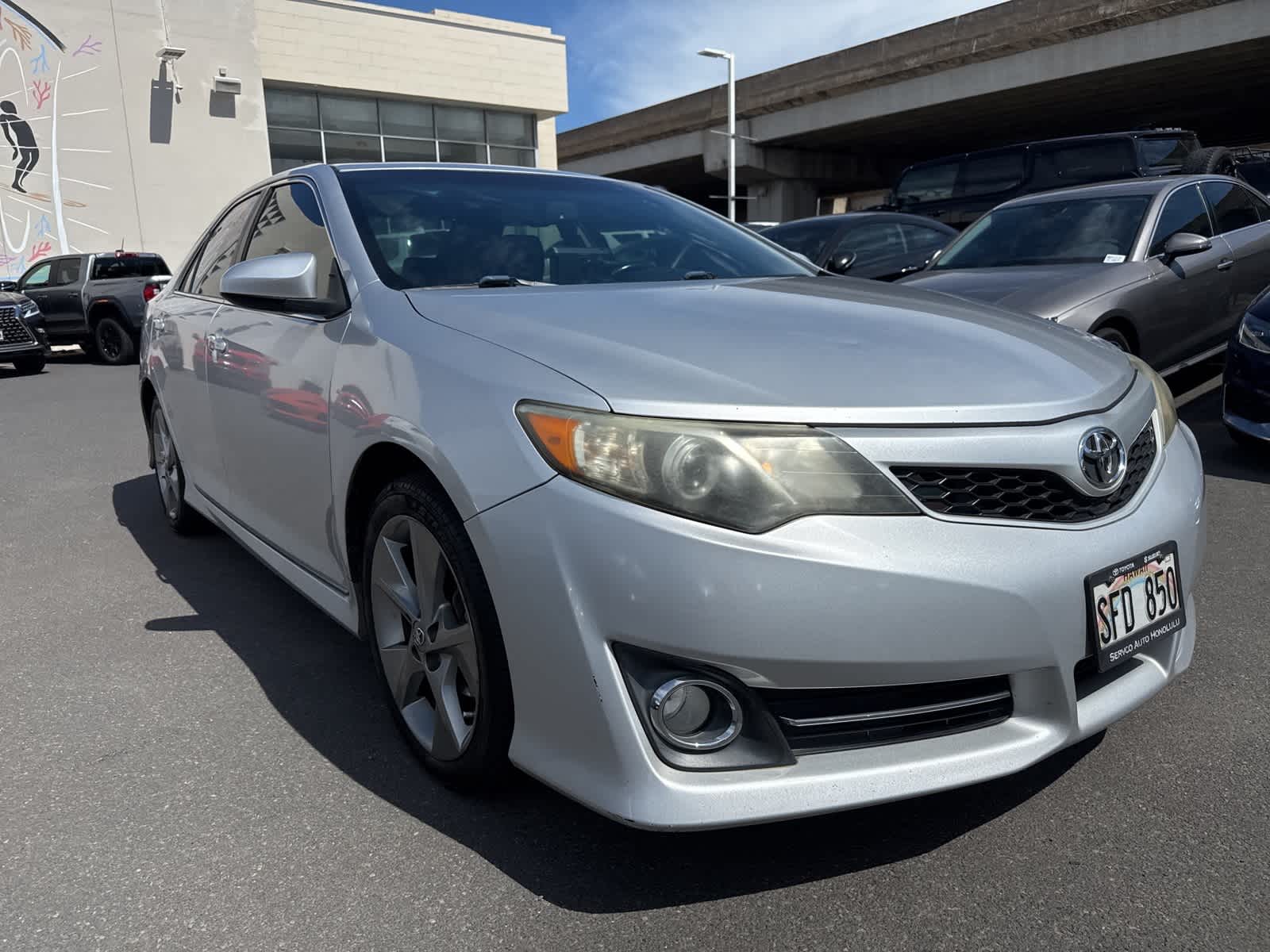 Thumbnail: 2014 Toyota Camry - 3
