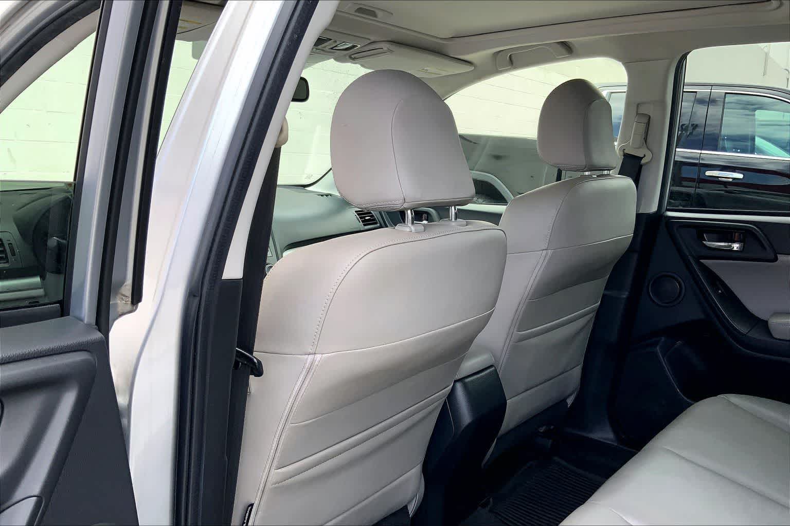 Thumbnail: 2015 Subaru Forester - 12