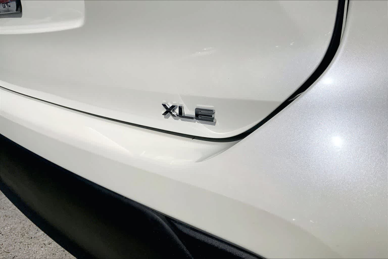 Thumbnail: 2021 Toyota Highlander - 7