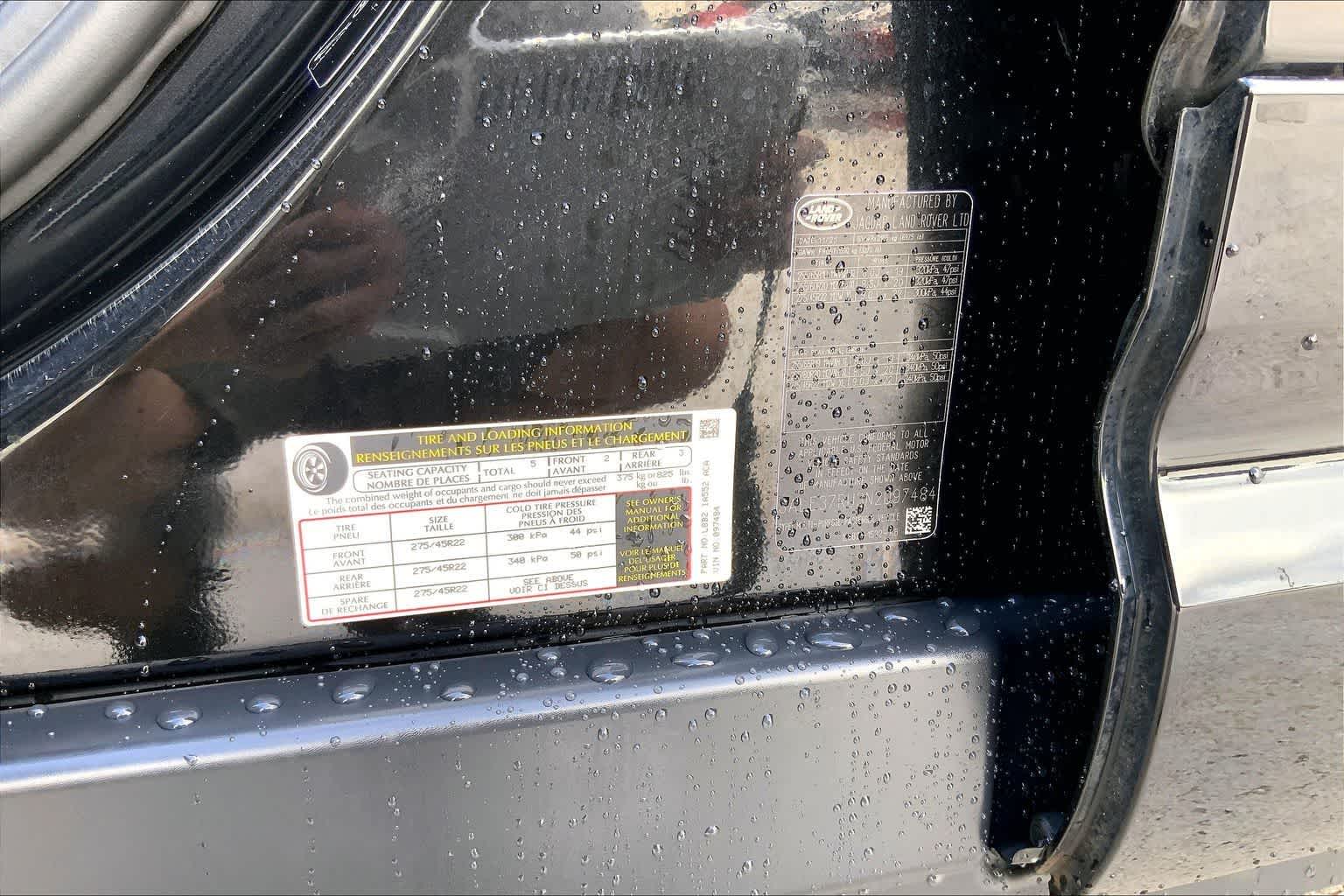 Thumbnail: 2022 Land Rover Defender - 20