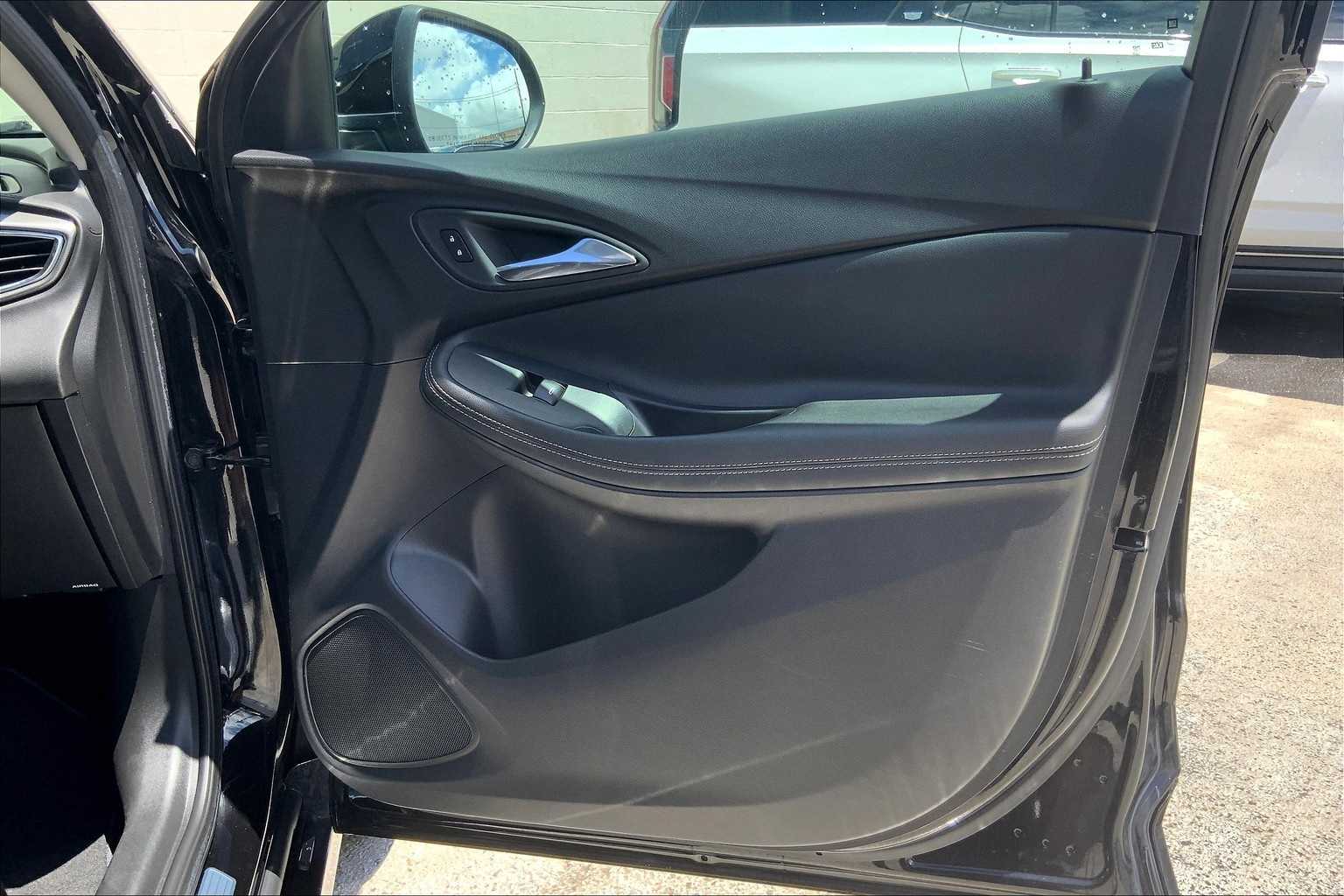 Thumbnail: 2022 Buick Encore GX - 29