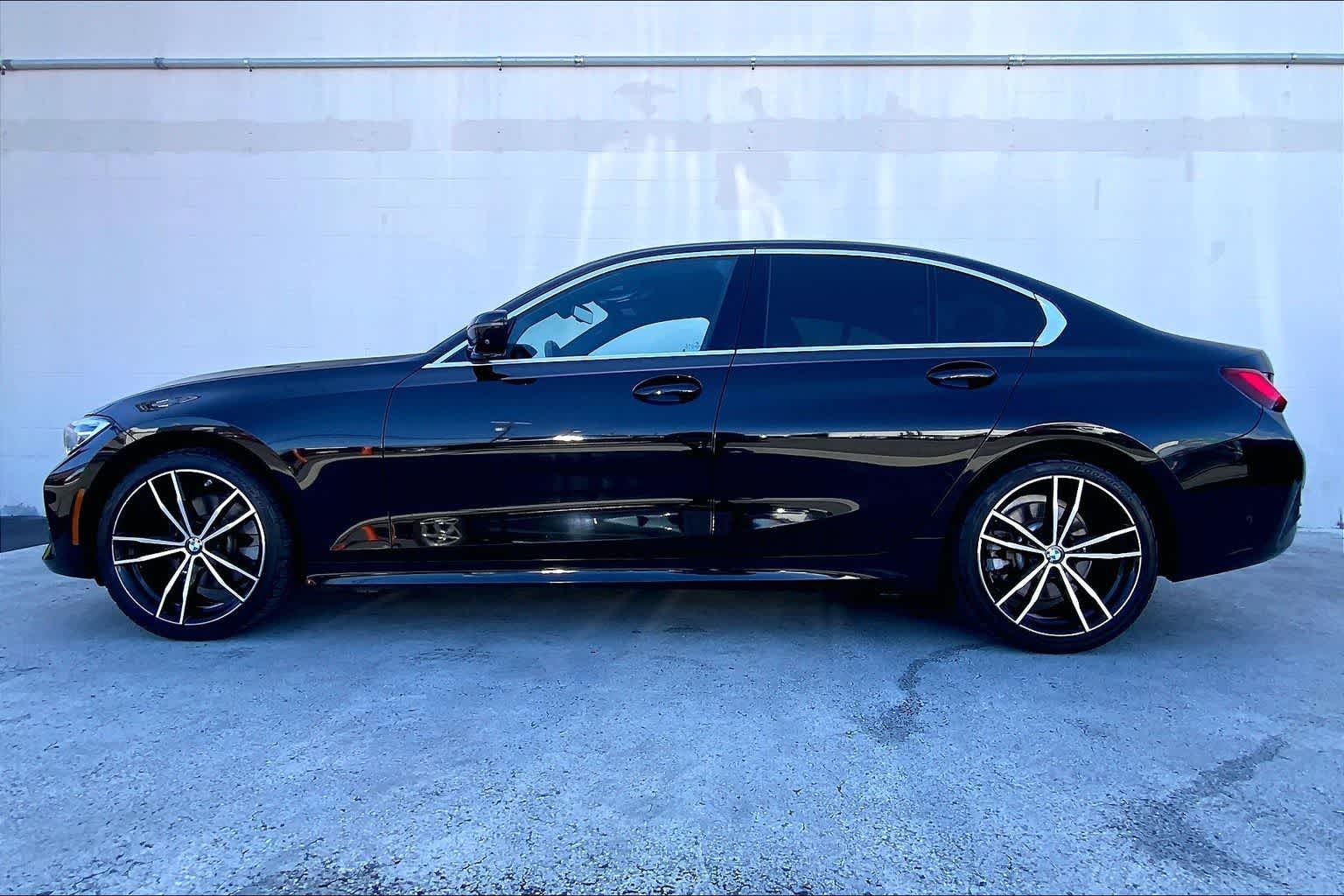 Thumbnail: 2019 BMW 3 Series - 4