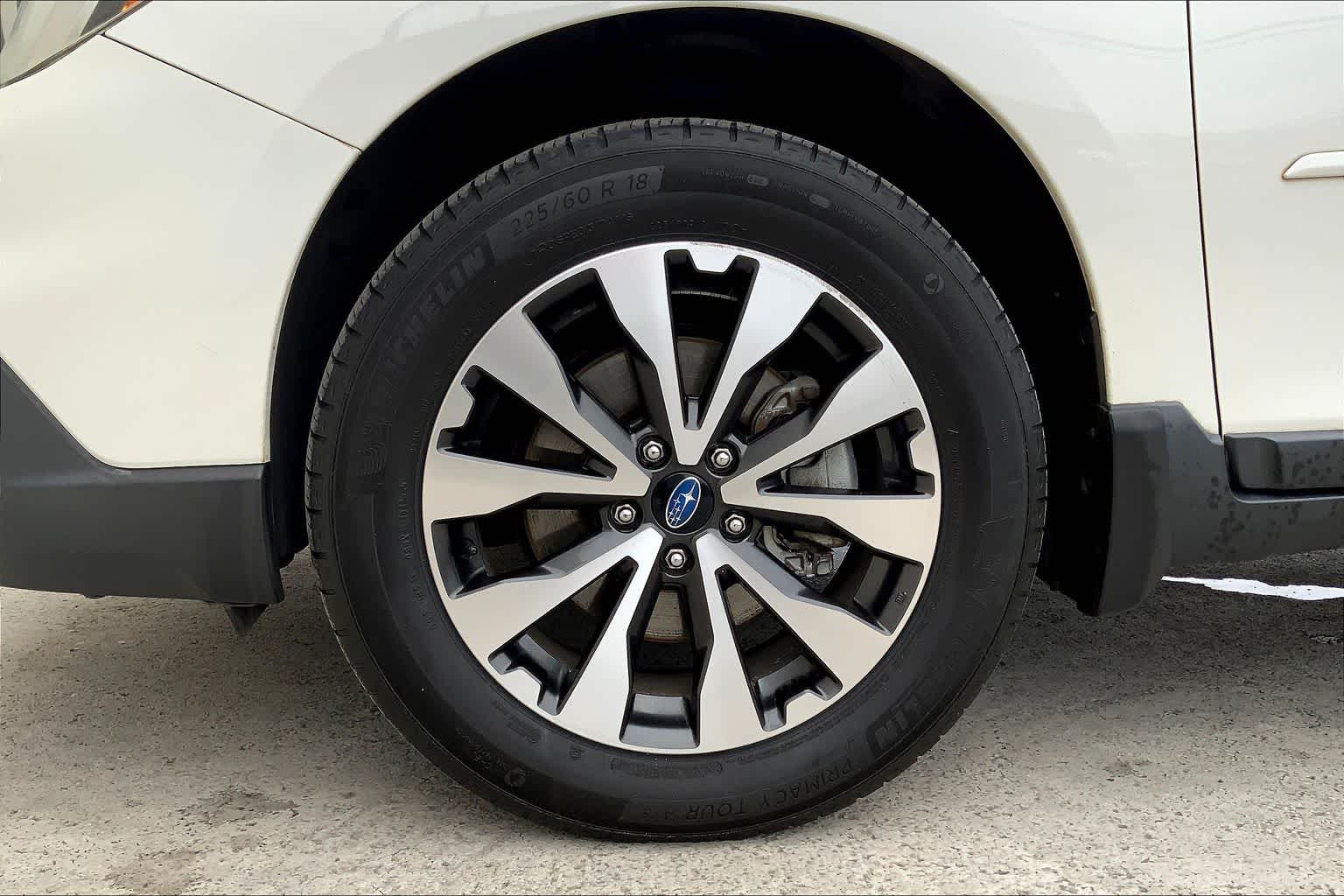 Thumbnail: 2016 Subaru Outback - 9