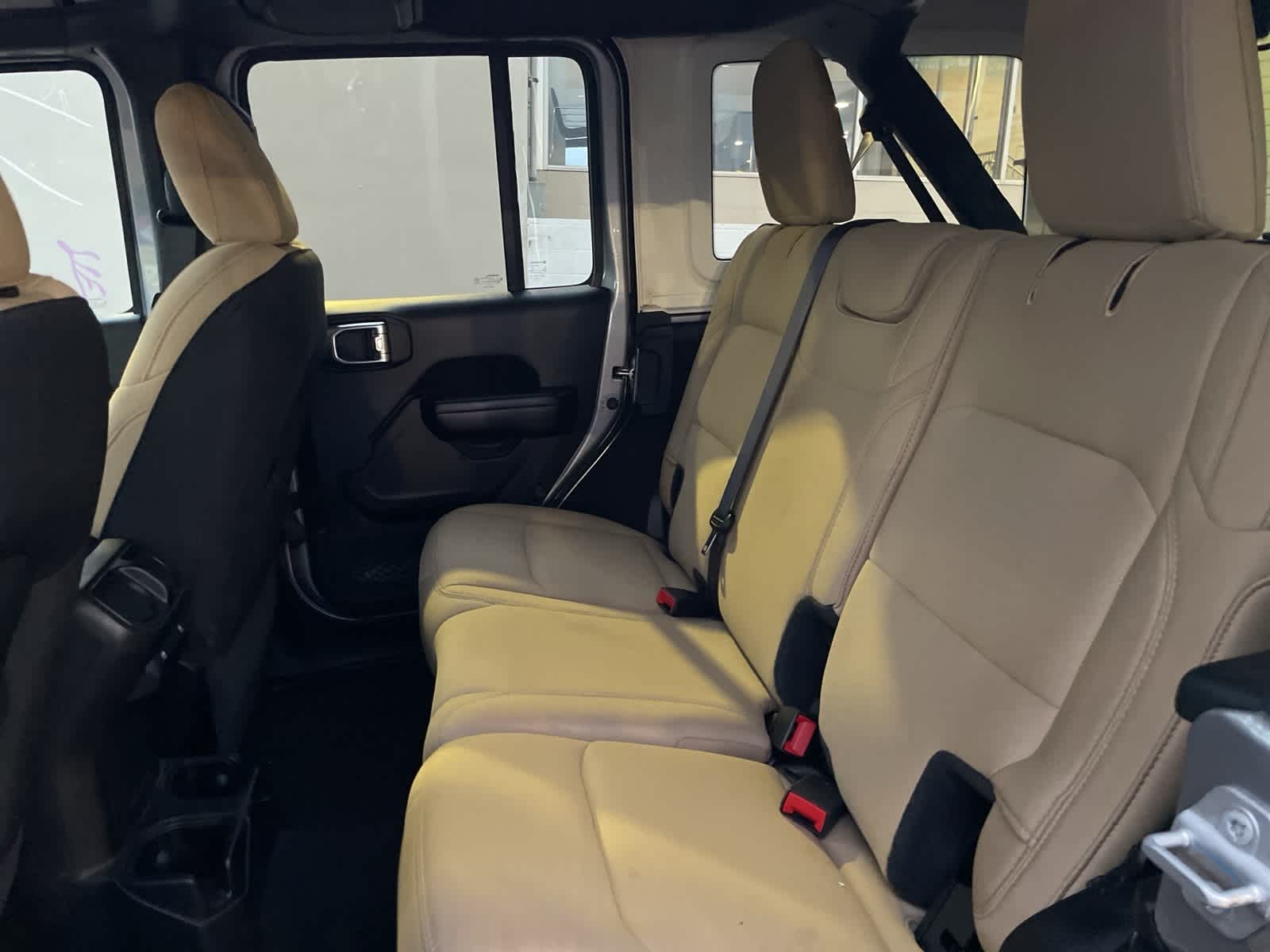 Thumbnail: 2021 Jeep Wrangler - 8