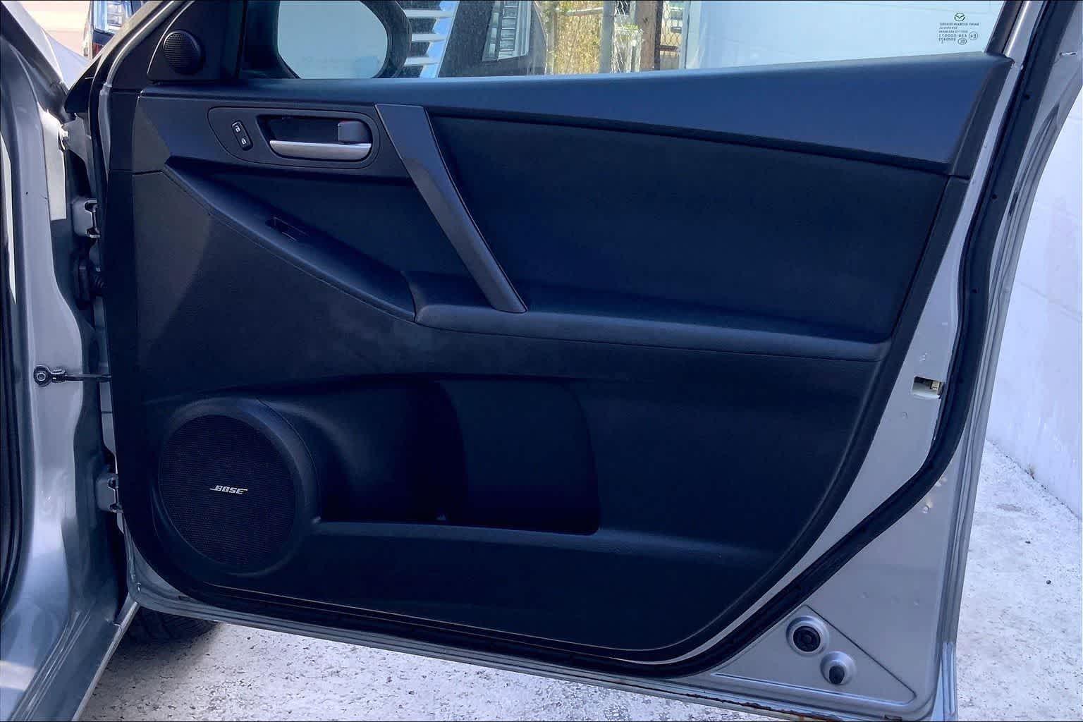 Thumbnail: 2012 Mazda Mazda3 - 26