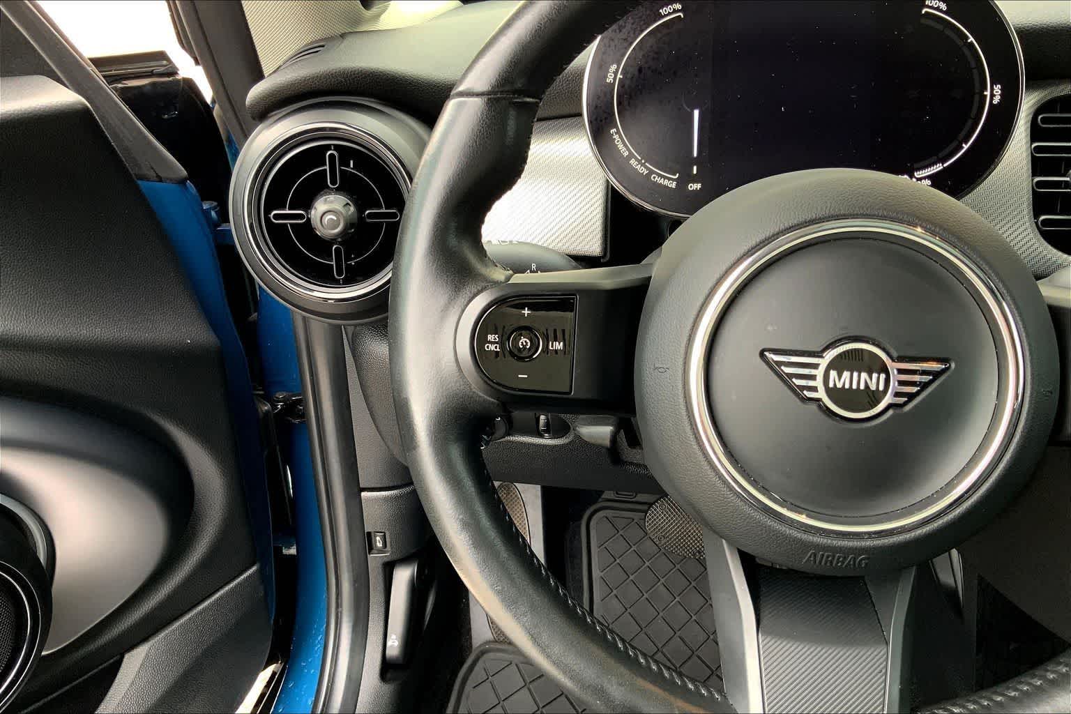 Thumbnail: 2024 MINI Cooper Hardtop - 23