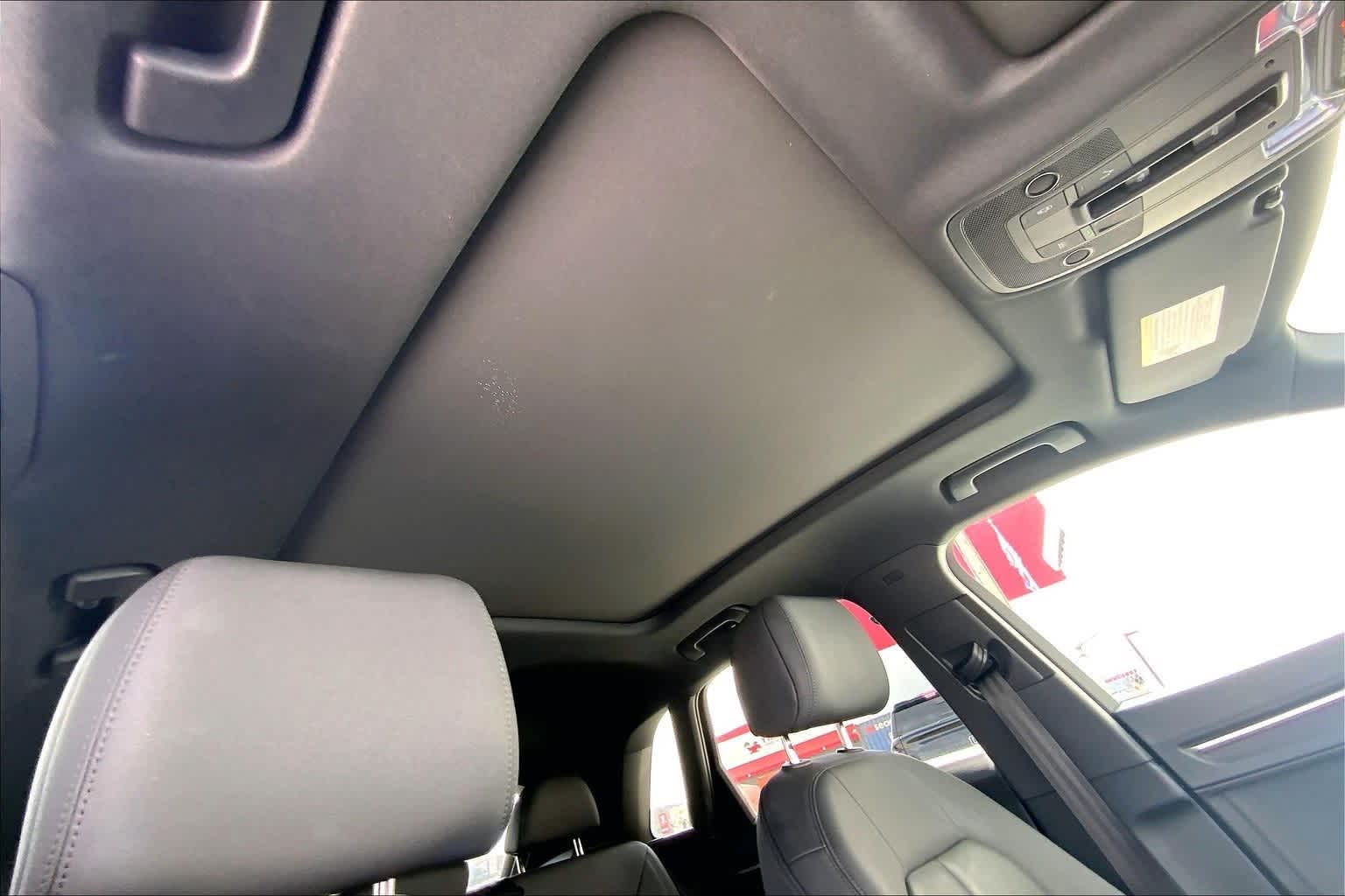 Thumbnail: 2023 Audi Q3 - 31