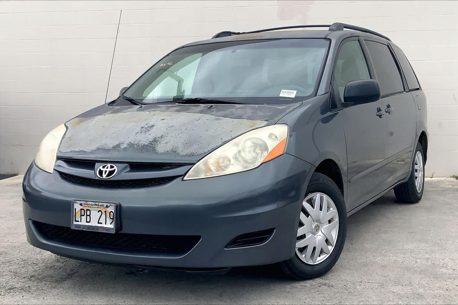 2010 Toyota Sienna  -
                  Honolulu, HI