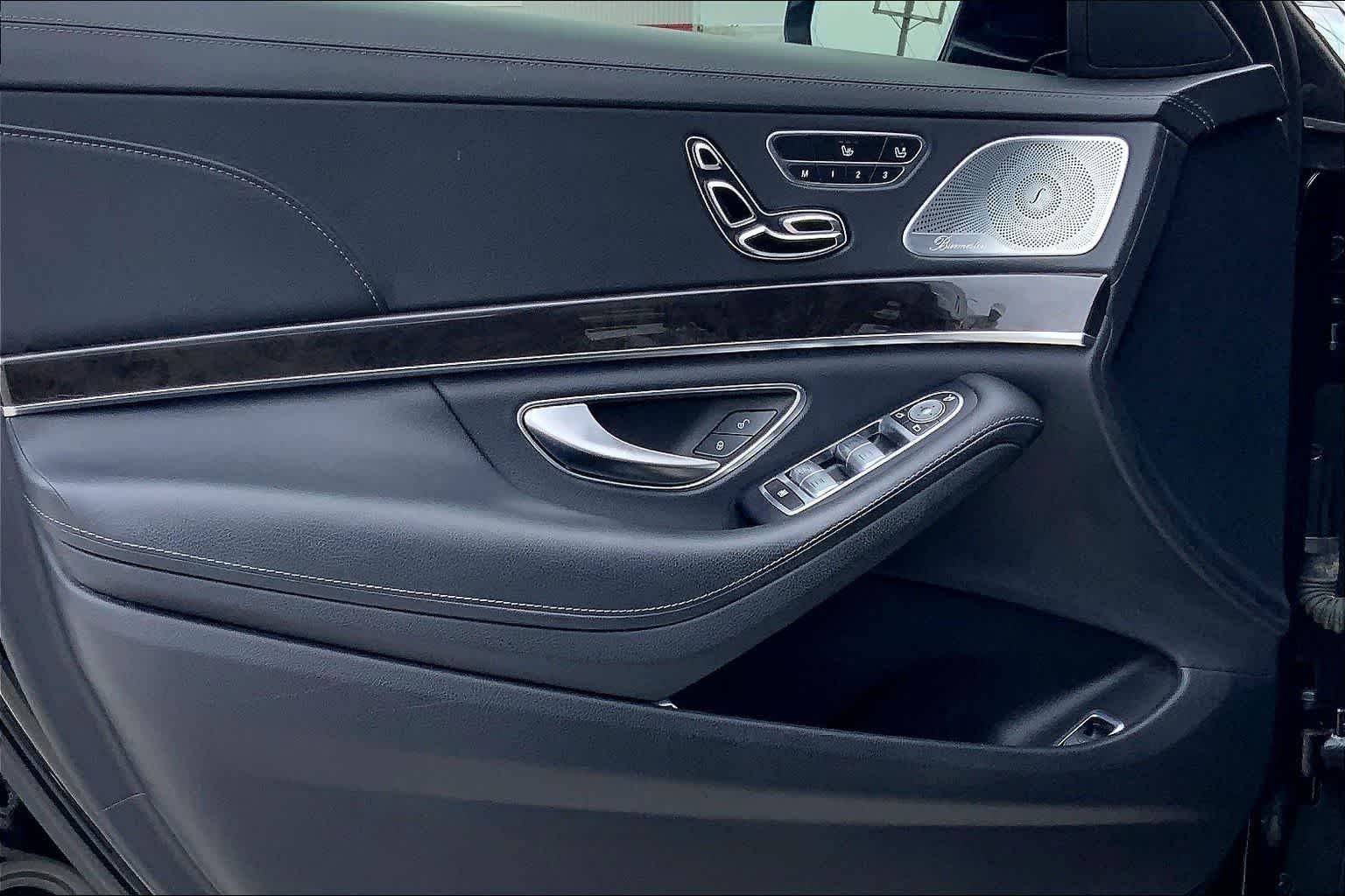 Thumbnail: 2015 Mercedes-Benz S-Class - 27