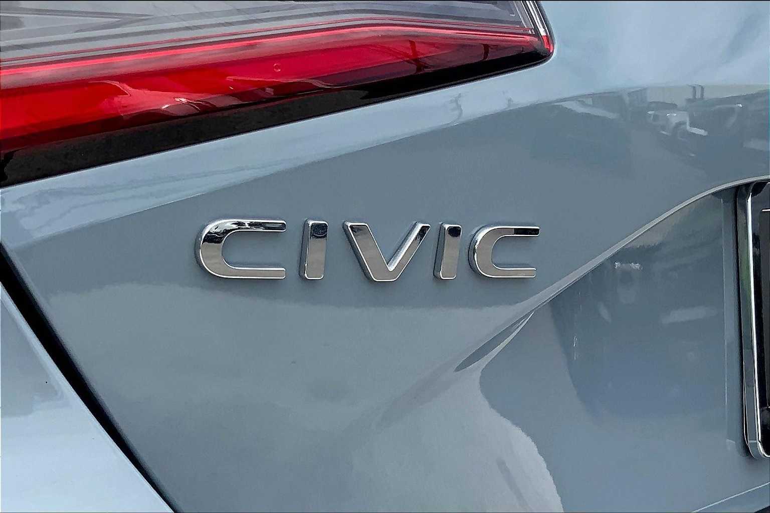 Thumbnail: 2022 Honda Civic - 8