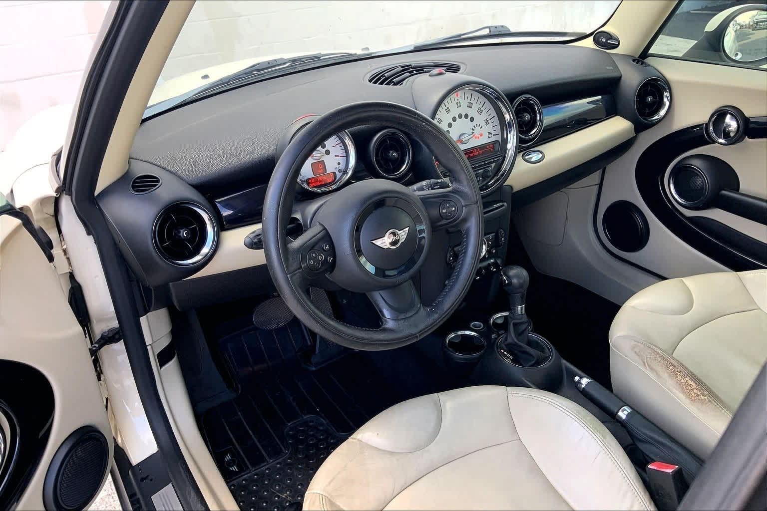 Thumbnail: 2011 MINI Cooper - 3