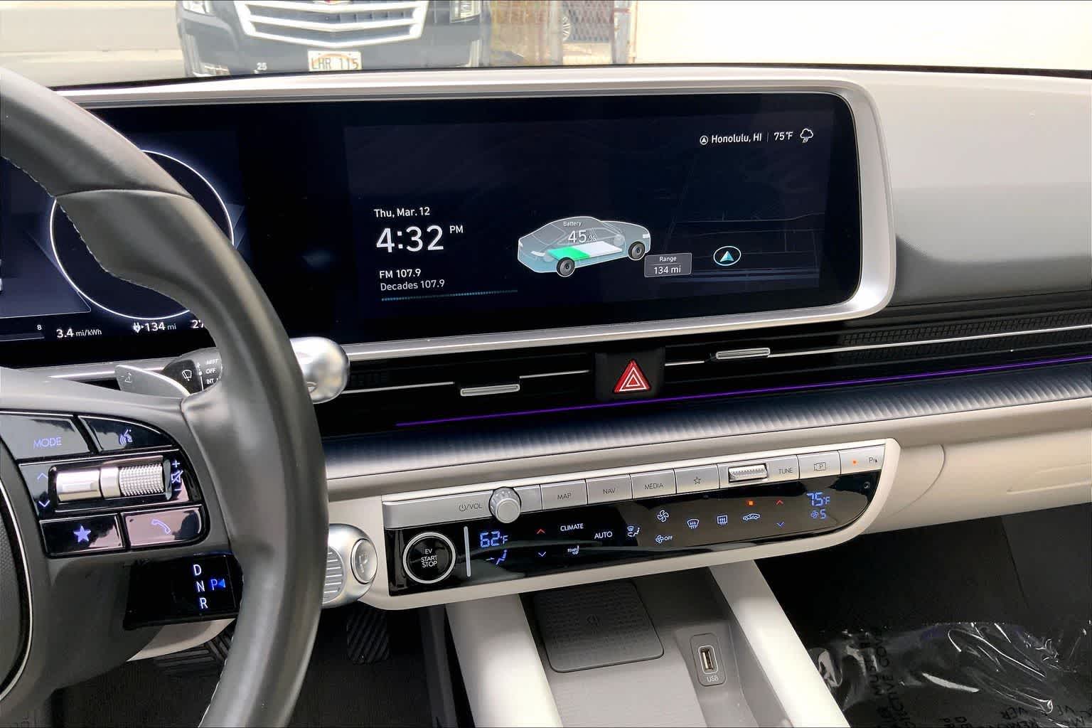 Thumbnail: 2023 Hyundai Ioniq 6 - 16