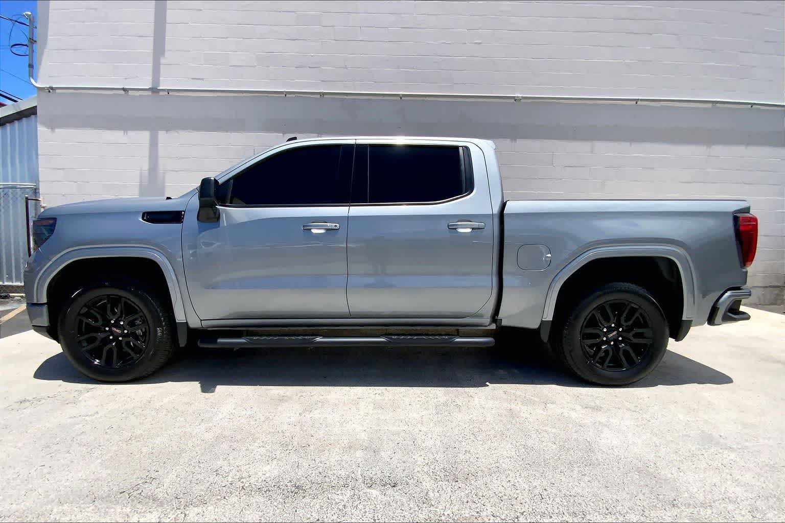 Thumbnail: 2024 GMC Sierra 1500 - 3