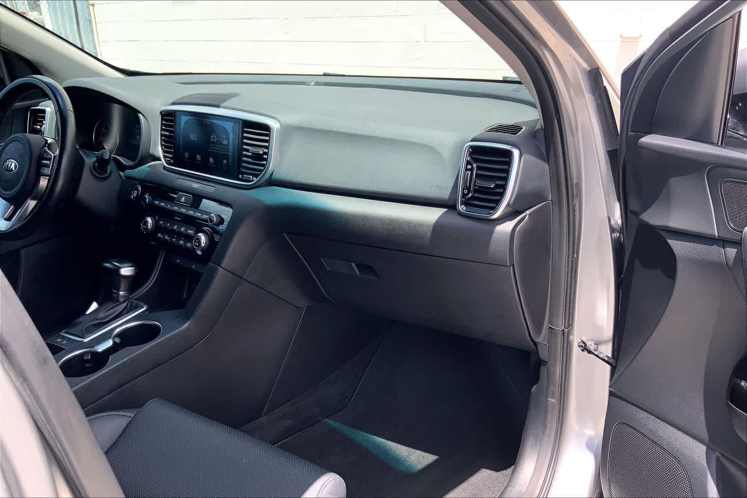 Thumbnail: 2020 Kia Sportage - 23