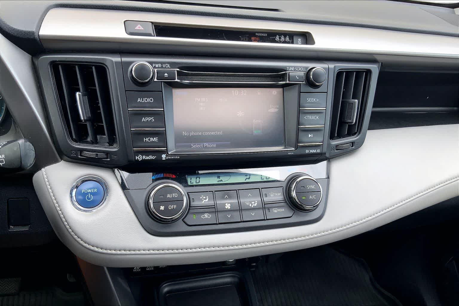 Thumbnail: 2017 Toyota RAV4 - 34