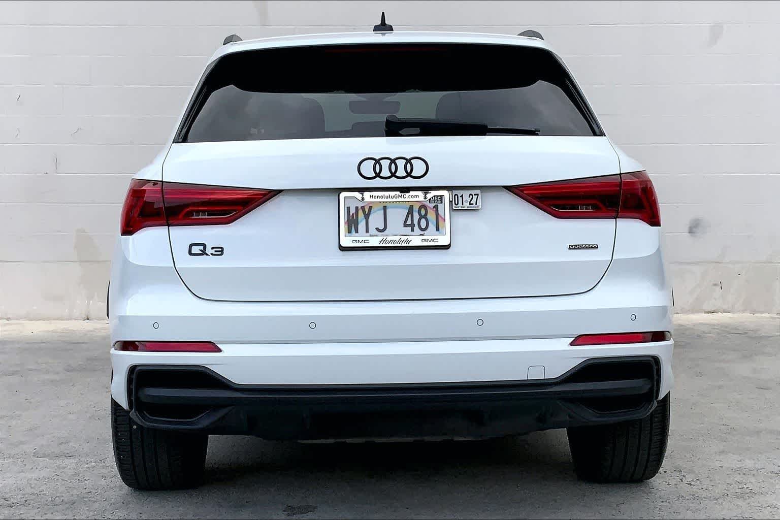 Thumbnail: 2024 Audi Q3 - 6