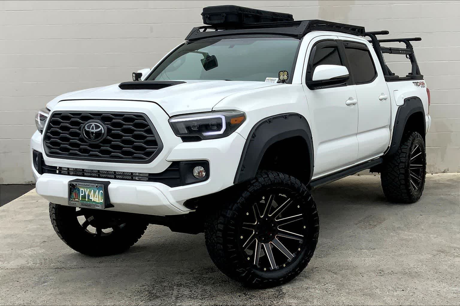 Thumbnail: 2017 Toyota Tacoma - 1
