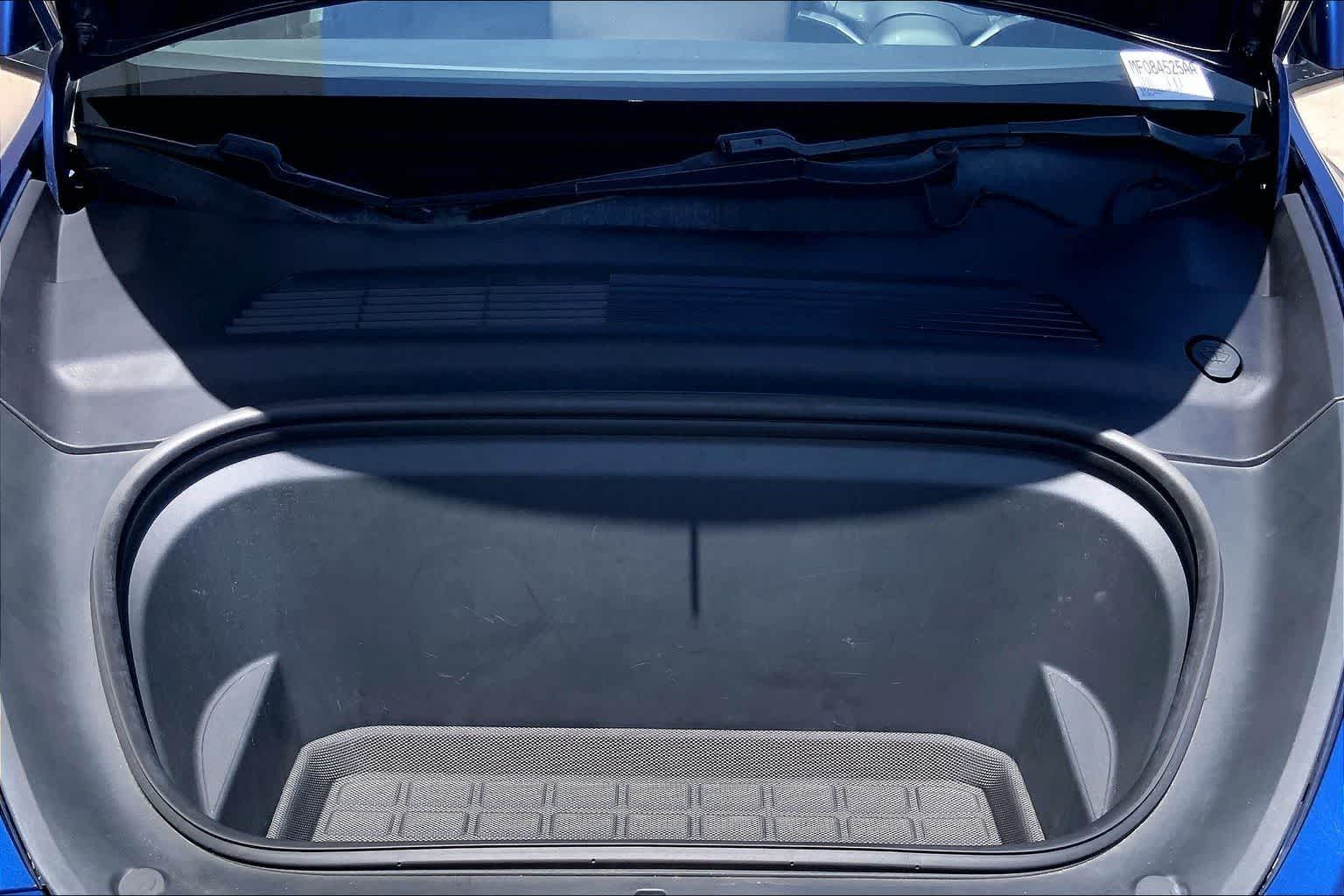 Thumbnail: 2021 Tesla Model Y - 10