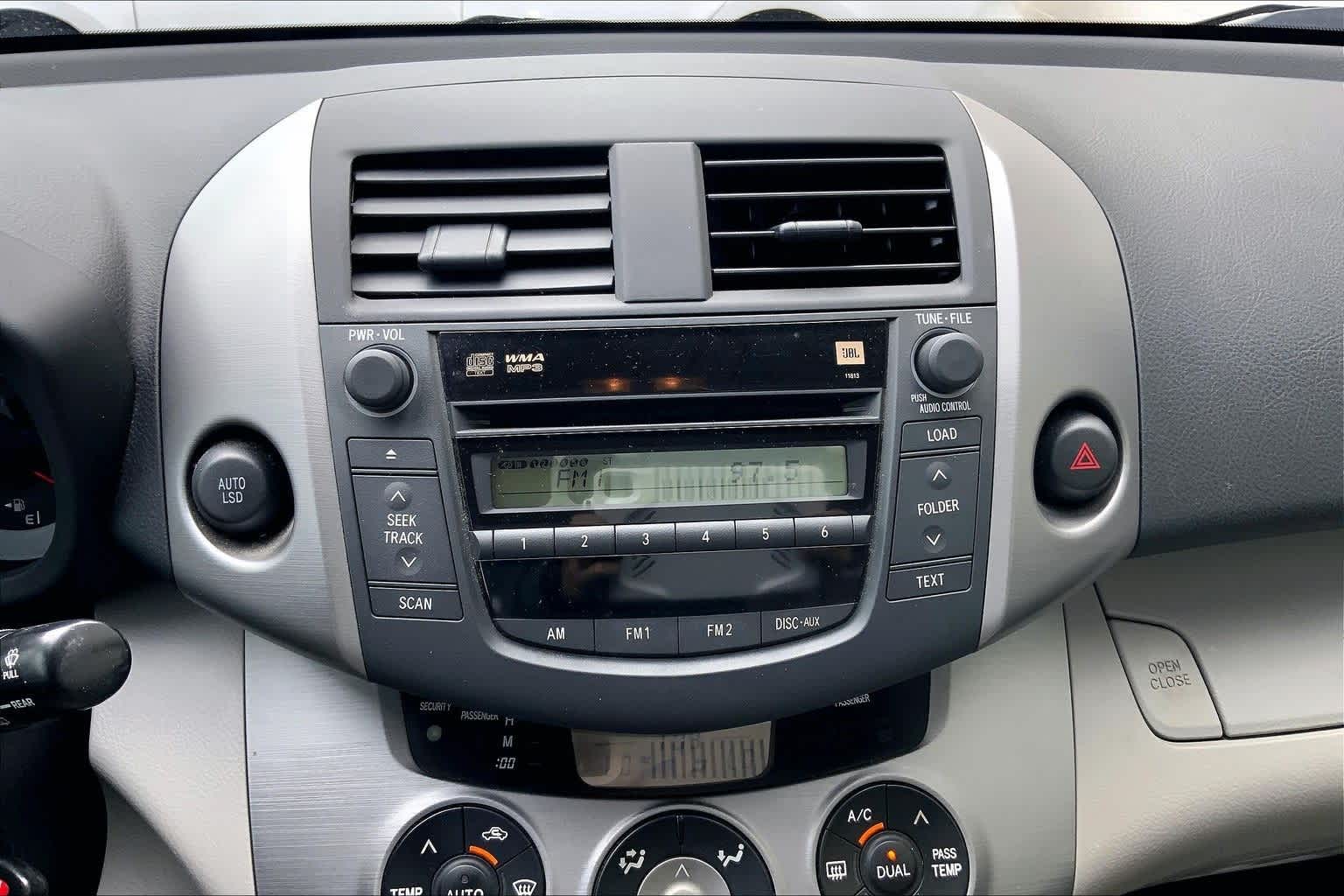 Thumbnail: 2006 Toyota RAV4 - 15