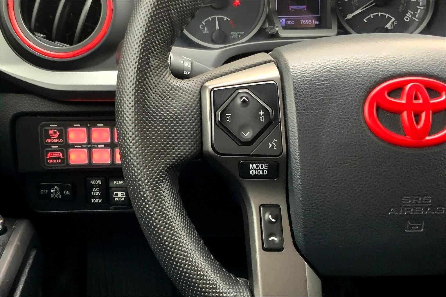 Thumbnail: 2017 Toyota Tacoma - 24