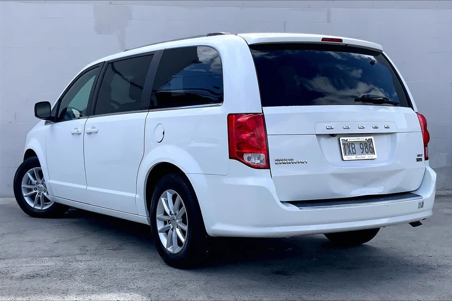 Thumbnail: 2019 Dodge Grand Caravan - 3