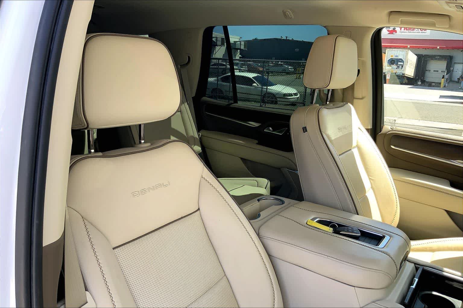 Thumbnail: 2021 GMC Yukon - 14