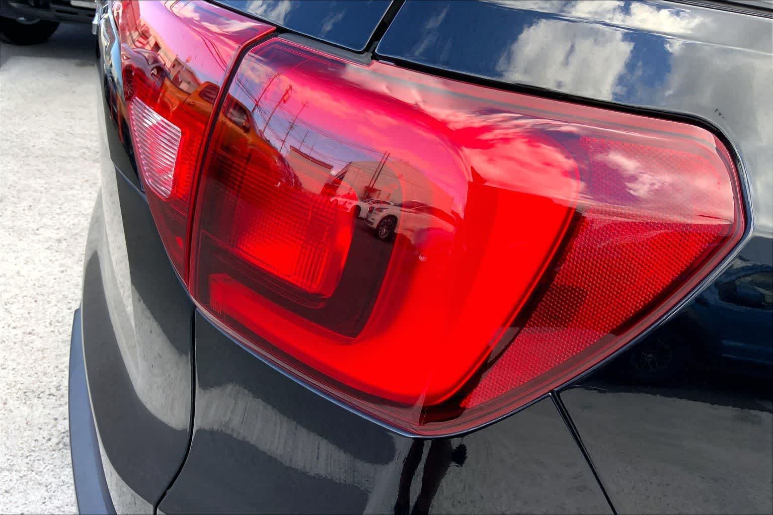 Thumbnail: 2019 GMC Acadia - 33