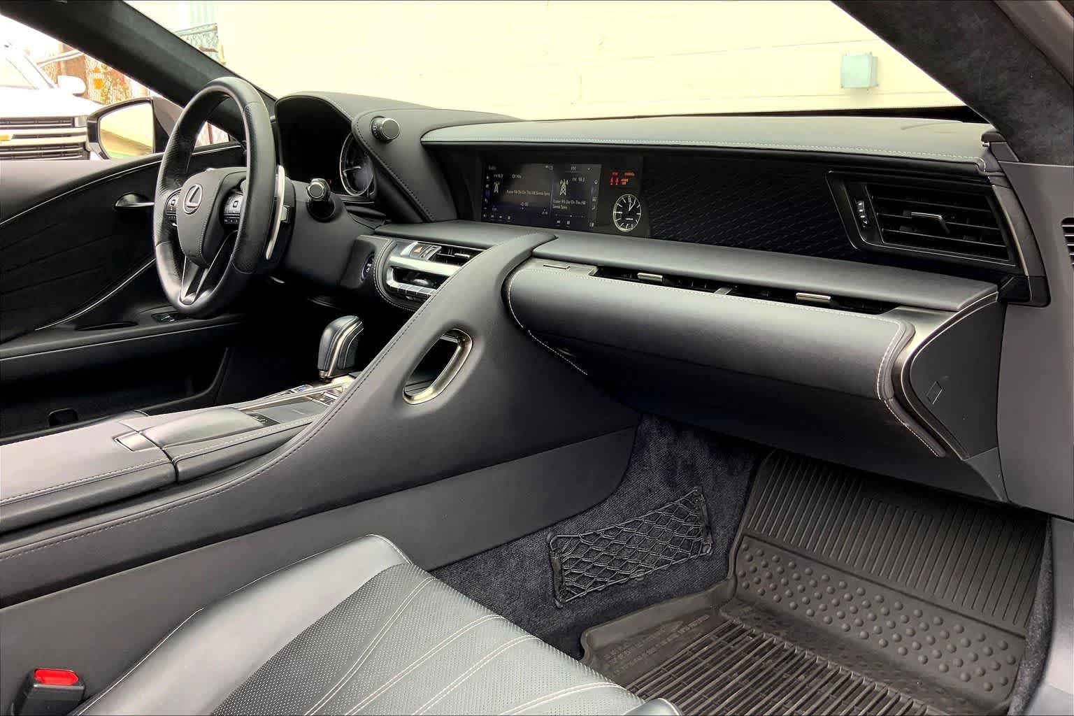 Thumbnail: 2018 Lexus LC - 23