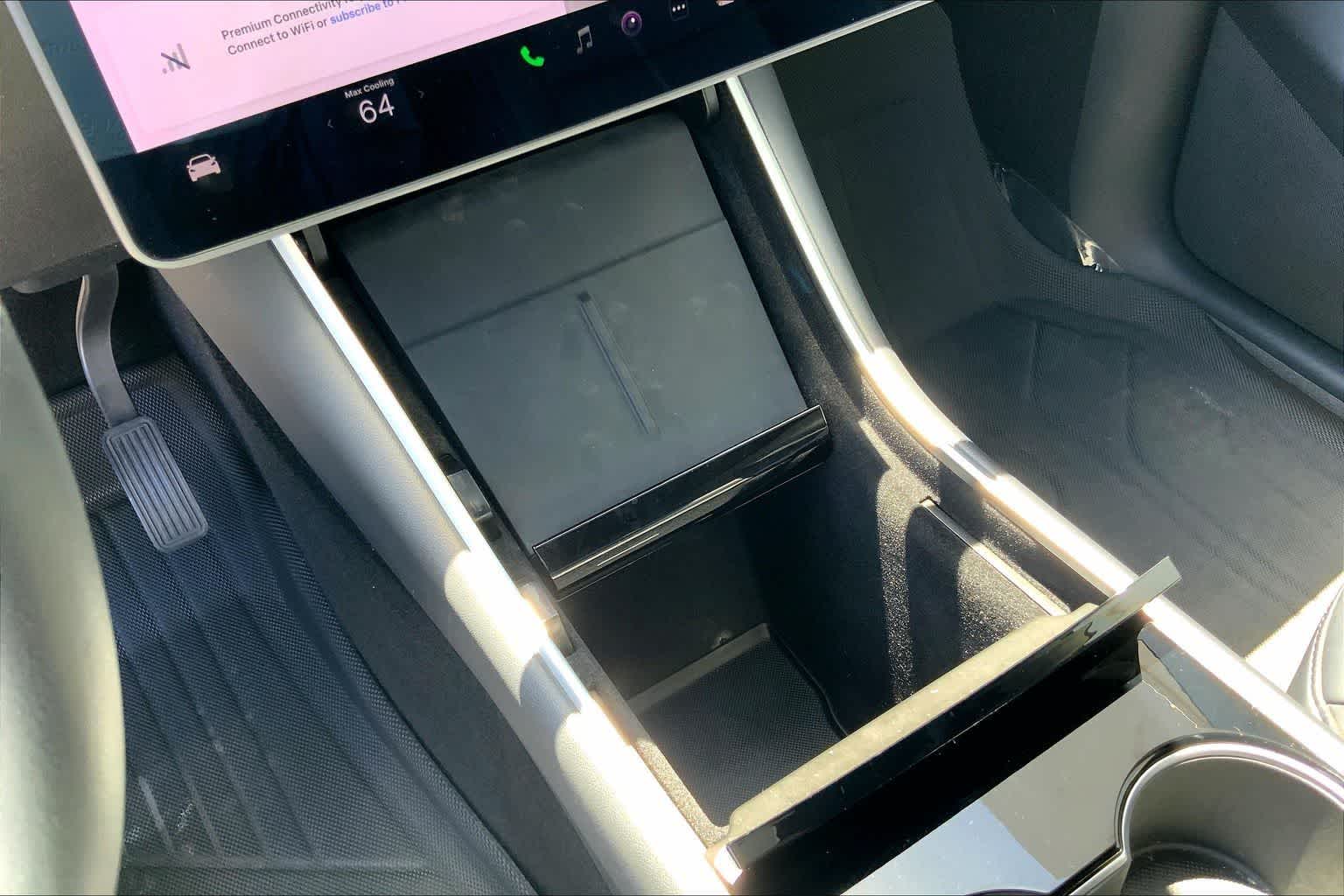 Thumbnail: 2021 Tesla Model Y - 34