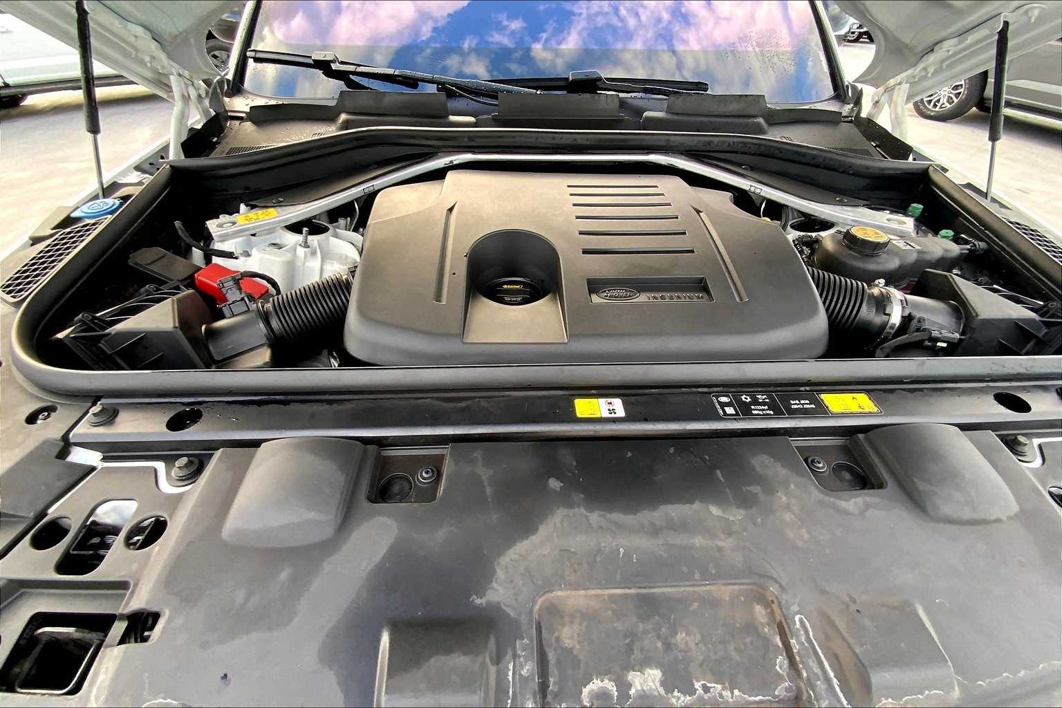 Thumbnail: 2023 Land Rover Range Rover Sport - 8