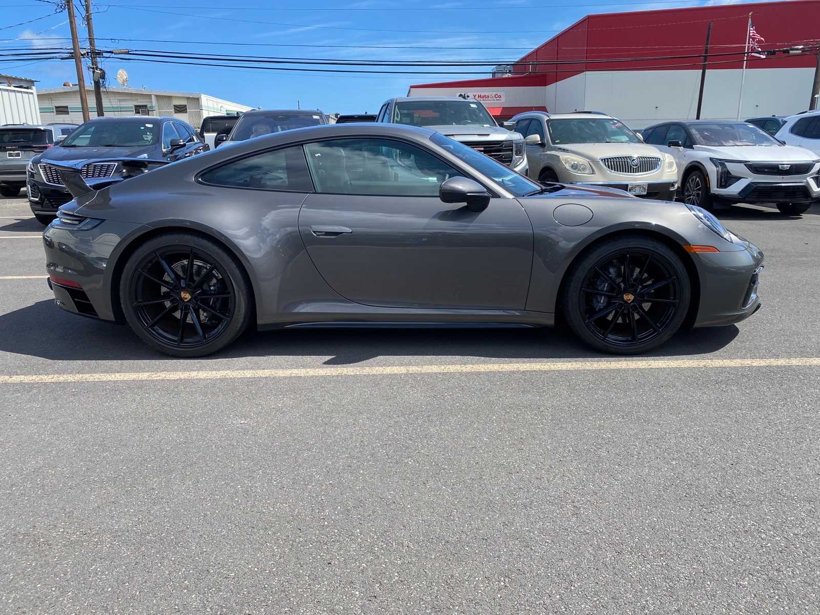 Thumbnail: 2024 Porsche 911 - 4