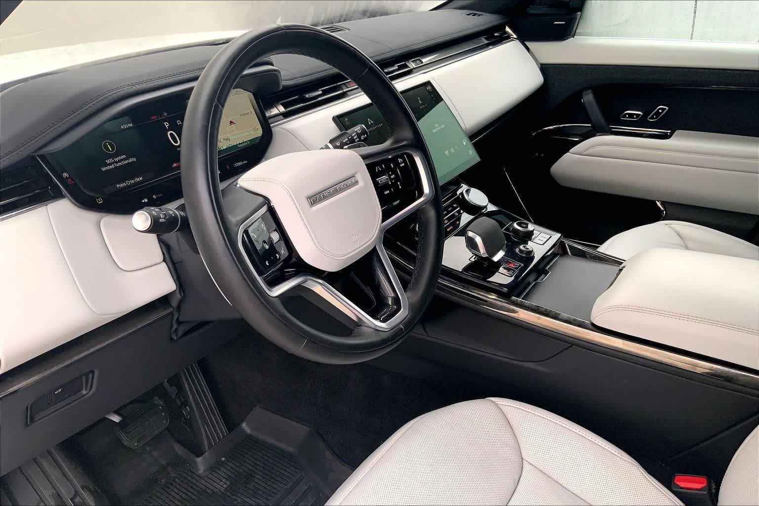 Thumbnail: 2023 Land Rover Range Rover Sport - 3